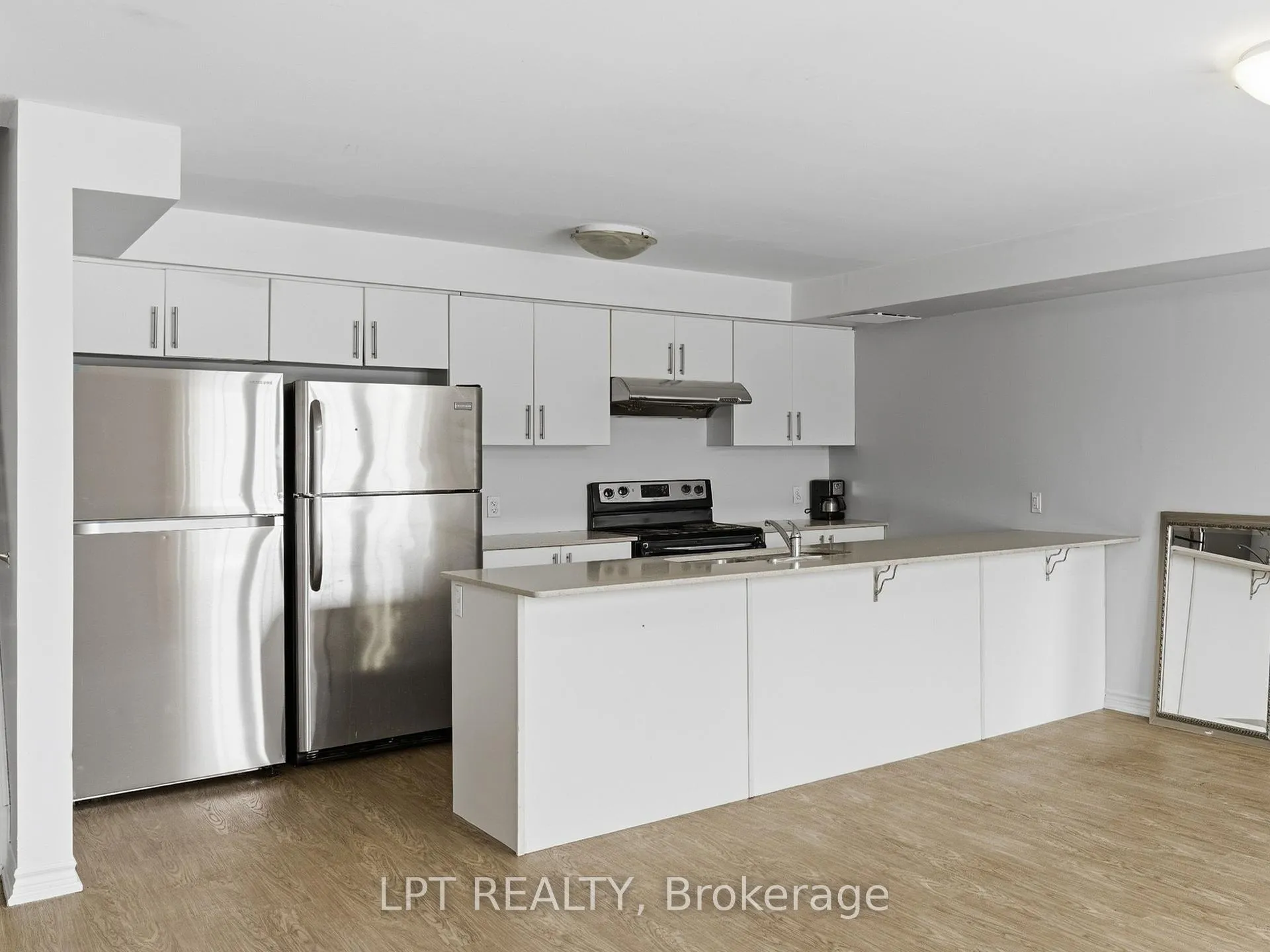 Photo 18 of Unit 4, 244 Penetanguishene Road, Barrie, Georgian Drive — HOMEH