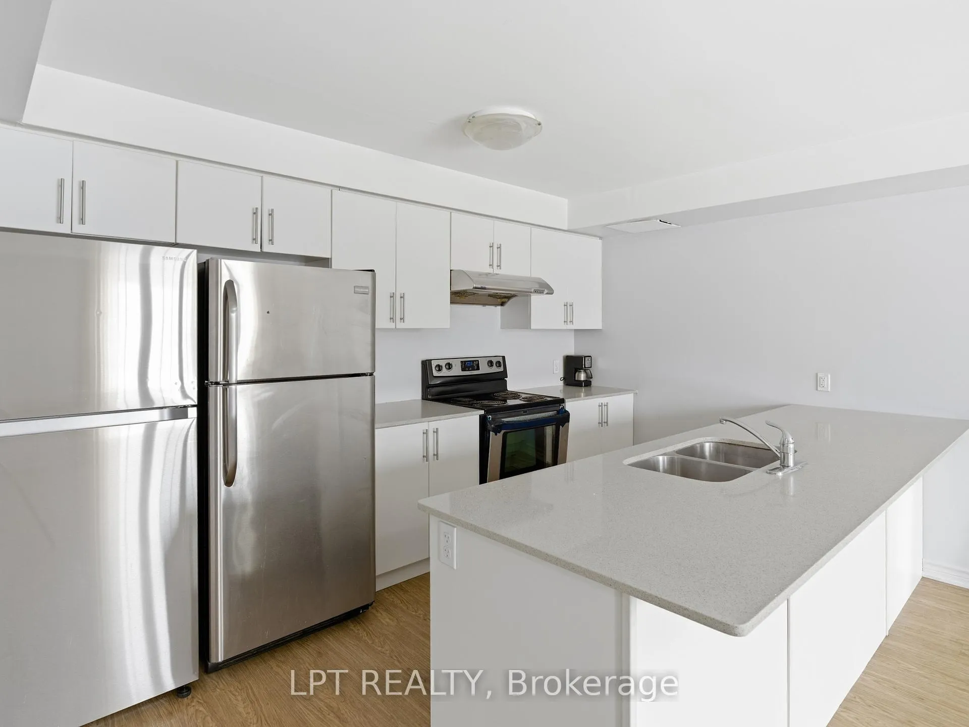 Photo 22 of Unit 4, 244 Penetanguishene Road, Barrie, Georgian Drive — HOMEH