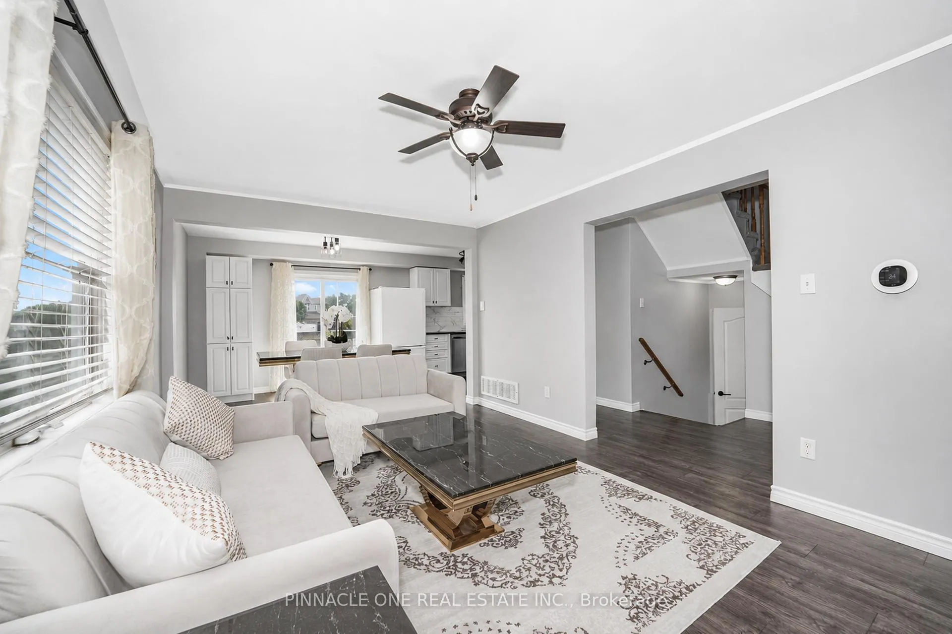 Photo 11 of 75 Dadson Drive, Clarington, Bowmanville — HOMEH
