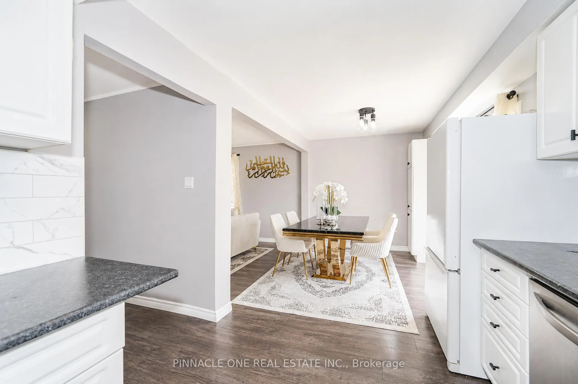 Photo 20 of 75 Dadson Drive, Clarington, Bowmanville — HOMEH