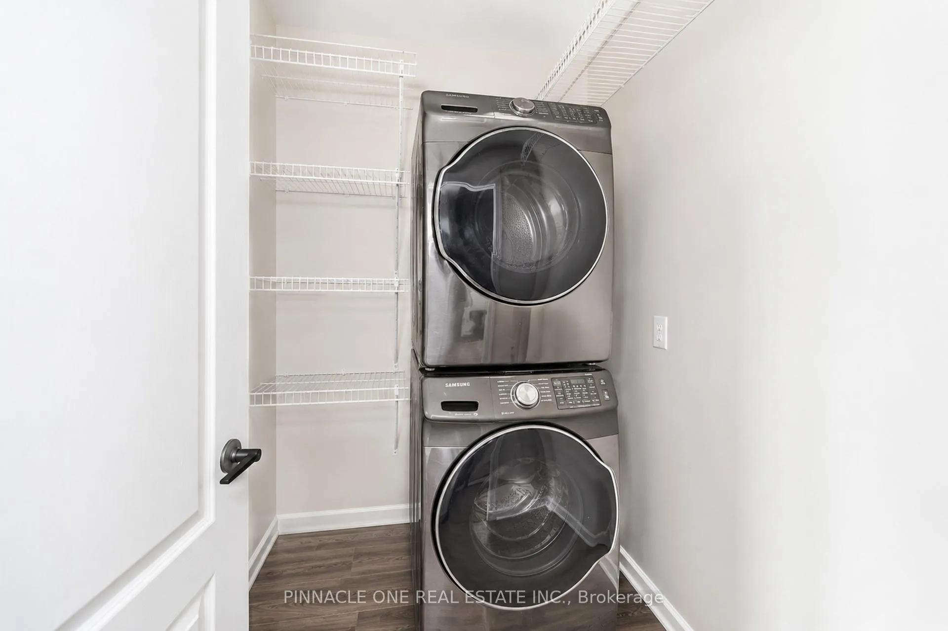 Photo 21 of 75 Dadson Drive, Clarington, Bowmanville — HOMEH
