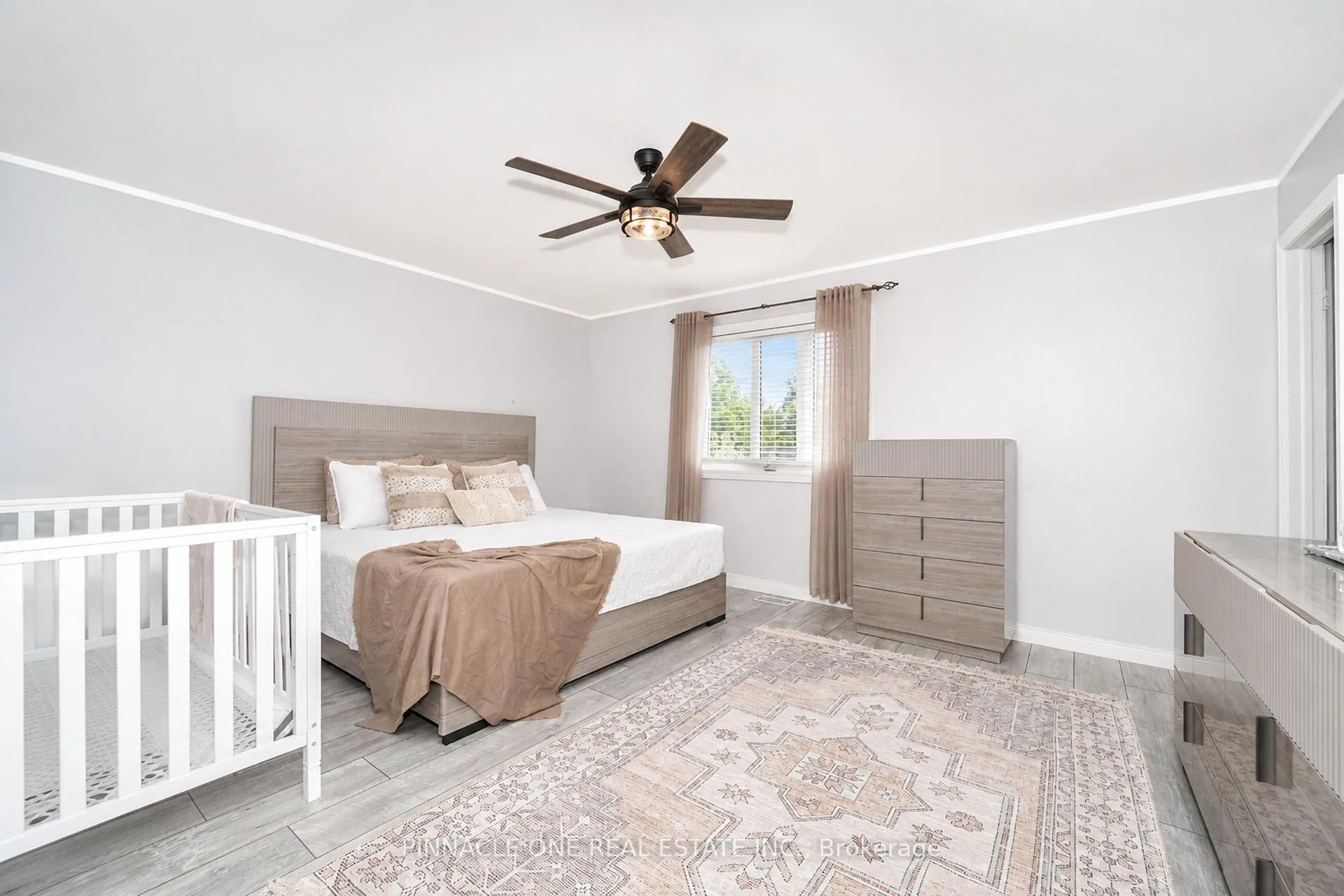 Photo 26 of 75 Dadson Drive, Clarington, Bowmanville — HOMEH