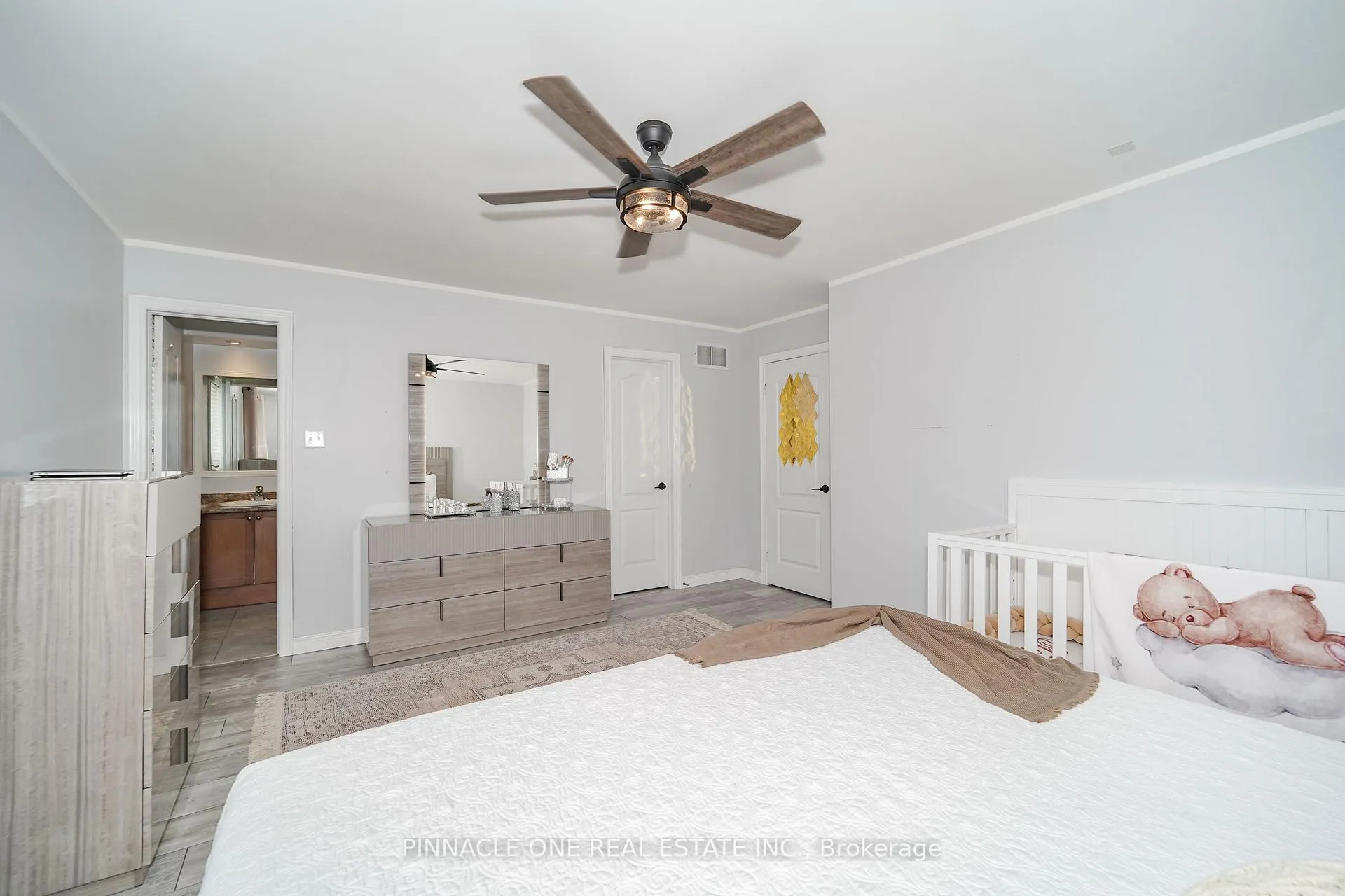 Photo 28 of 75 Dadson Drive, Clarington, Bowmanville — HOMEH