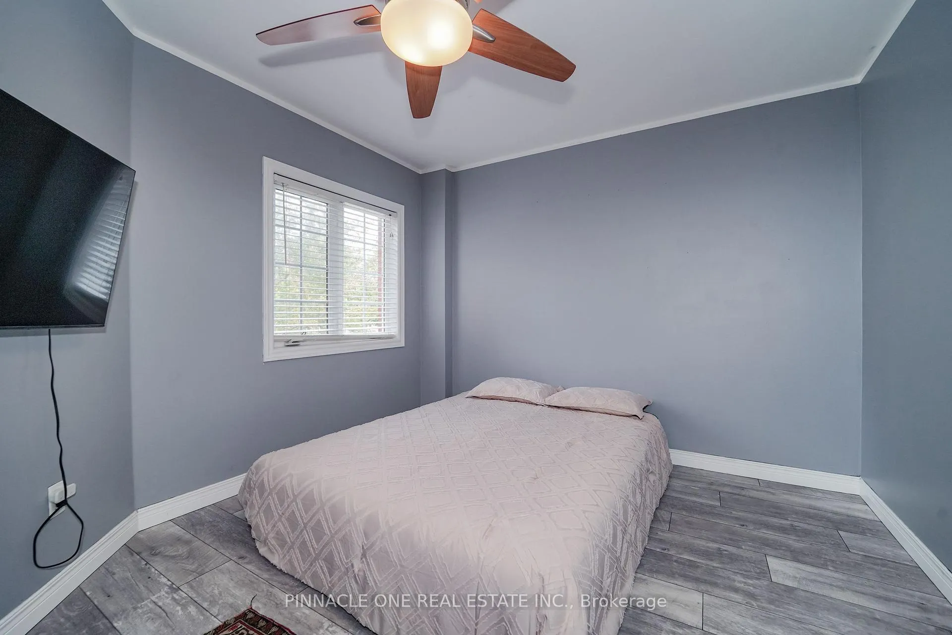 Photo 34 of 75 Dadson Drive, Clarington, Bowmanville — HOMEH