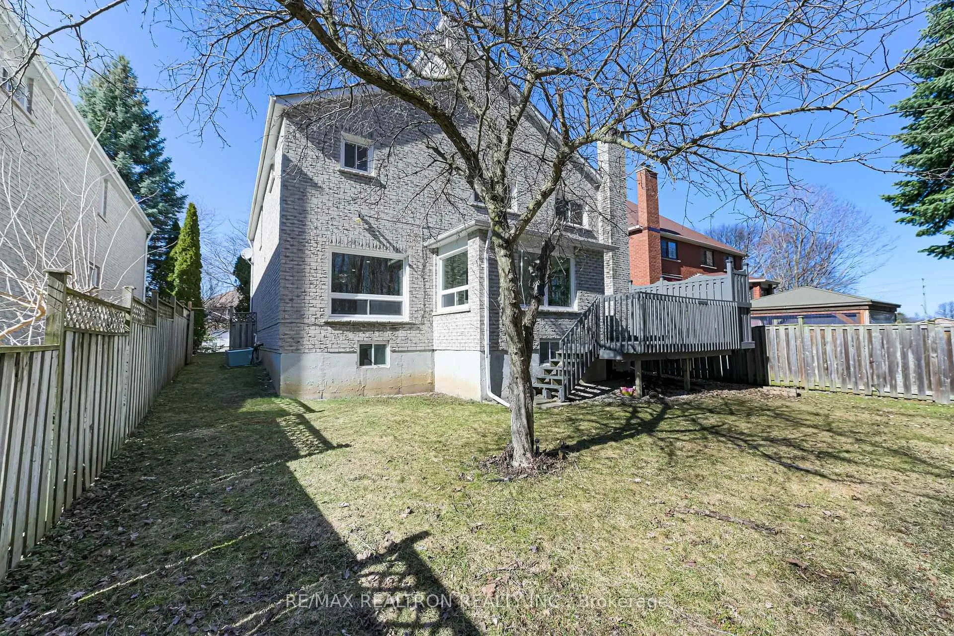 Photo 23 of 78 Soho Crescent, Markham, Markville — HOMEH