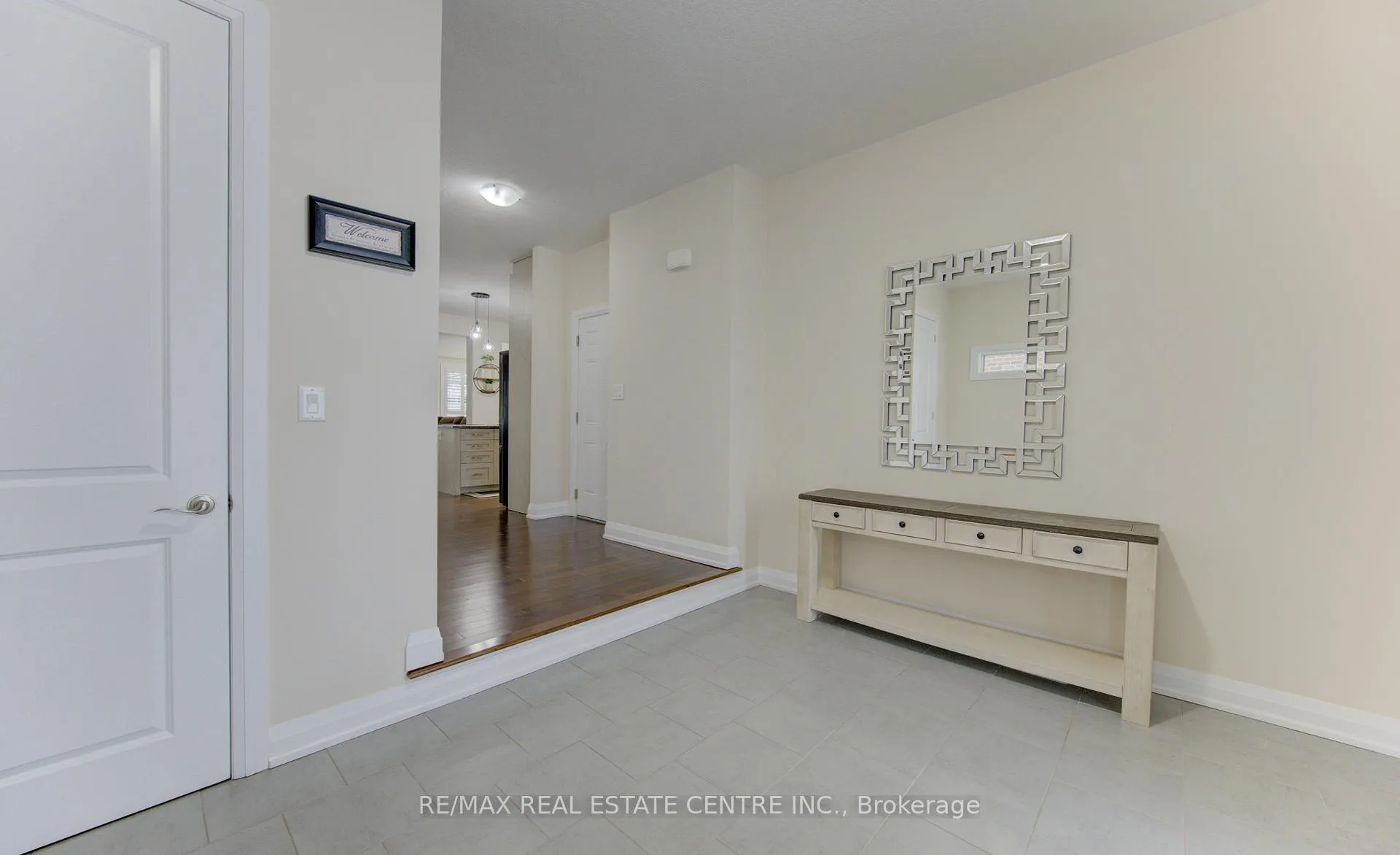 Photo 4 of 285 Sedgewood Street, Kitchener, Doon South — HOMEH
