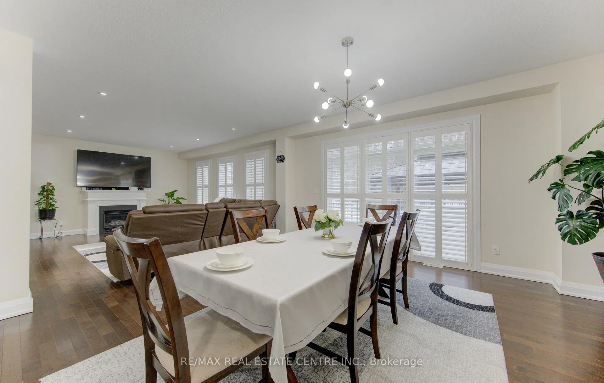 Photo 15 of 285 Sedgewood Street, Kitchener, Doon South — HOMEH