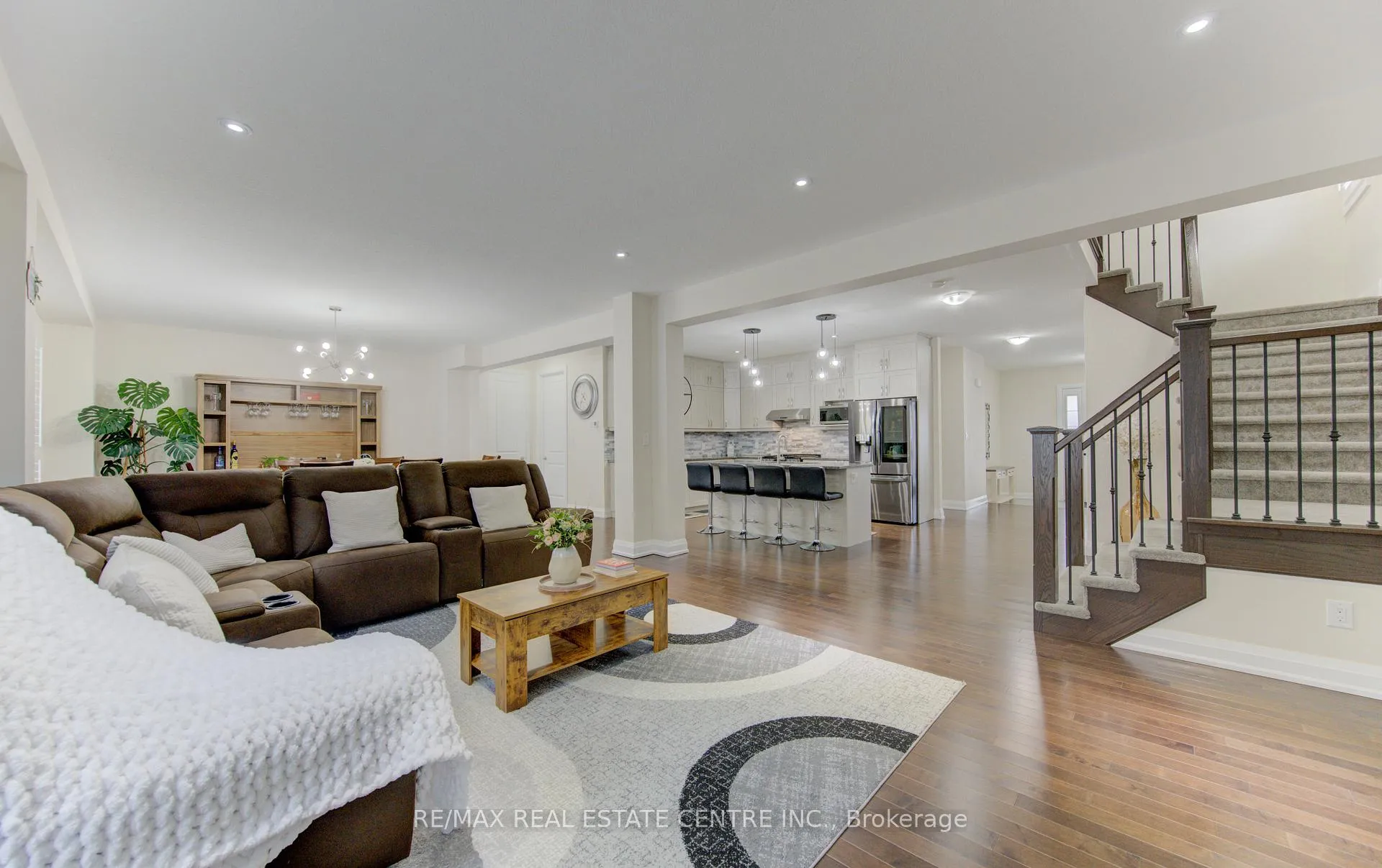 Photo 18 of 285 Sedgewood Street, Kitchener, Doon South — HOMEH