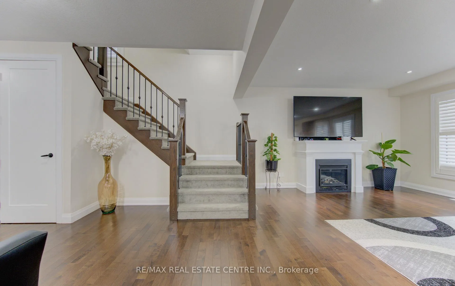Photo 19 of 285 Sedgewood Street, Kitchener, Doon South — HOMEH