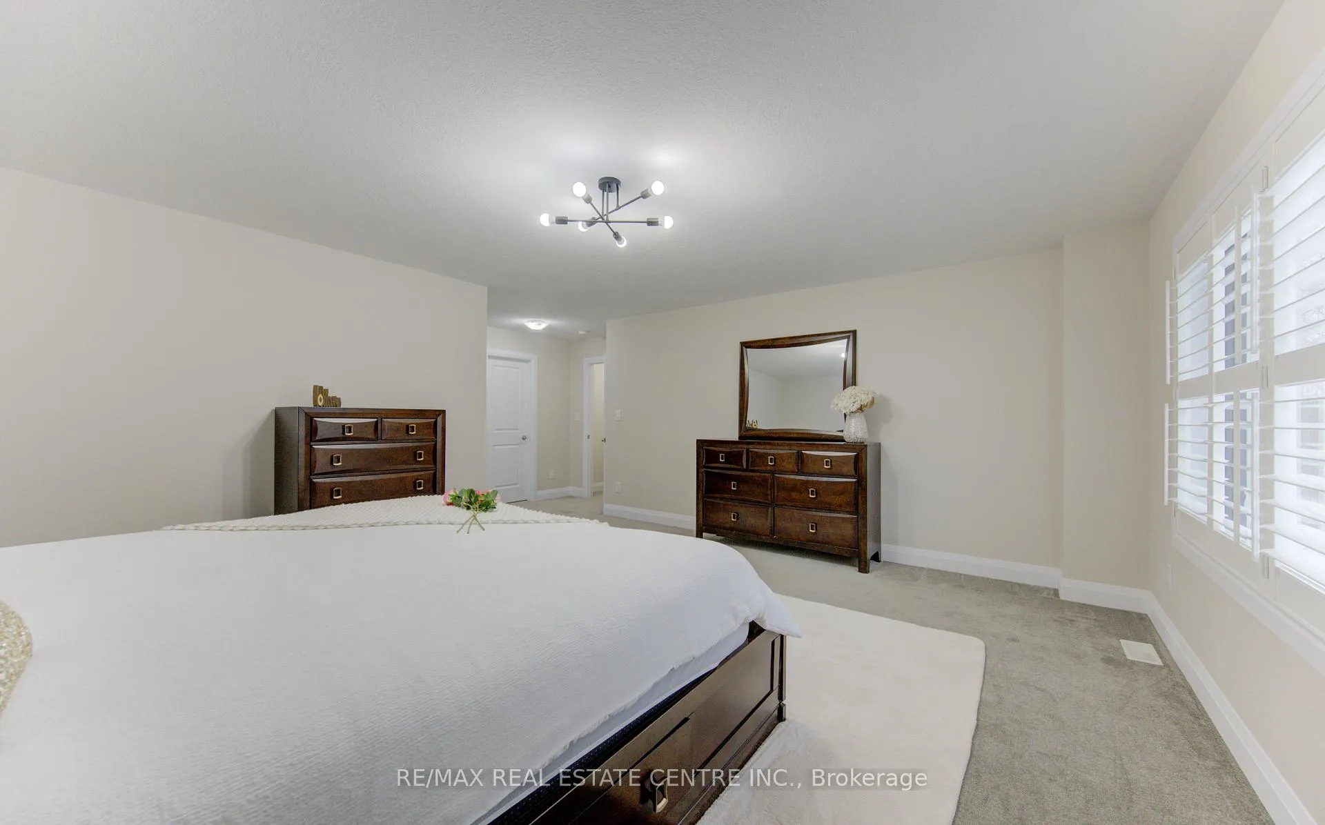 Photo 29 of 285 Sedgewood Street, Kitchener, Doon South — HOMEH