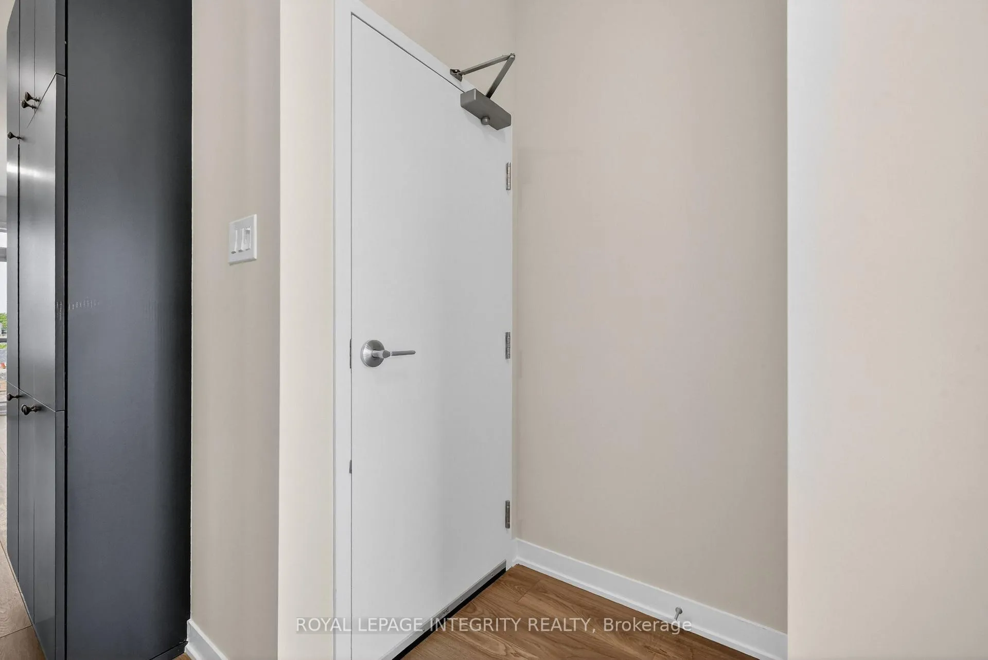 Photo 4 of 247 La Marche Avenue, Ottawa, Chapel Hill South - Orleans Village — HOMEH