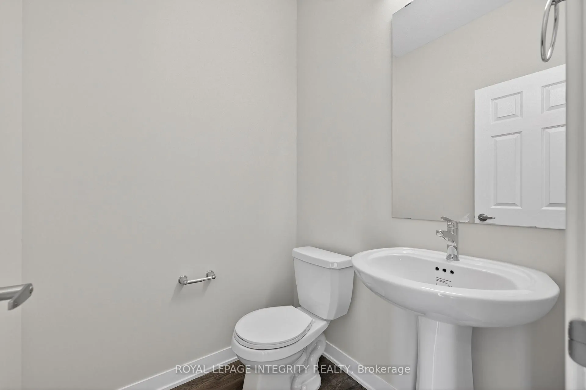 Photo 18 of 247 La Marche Avenue, Ottawa, Chapel Hill South - Orleans Village — HOMEH