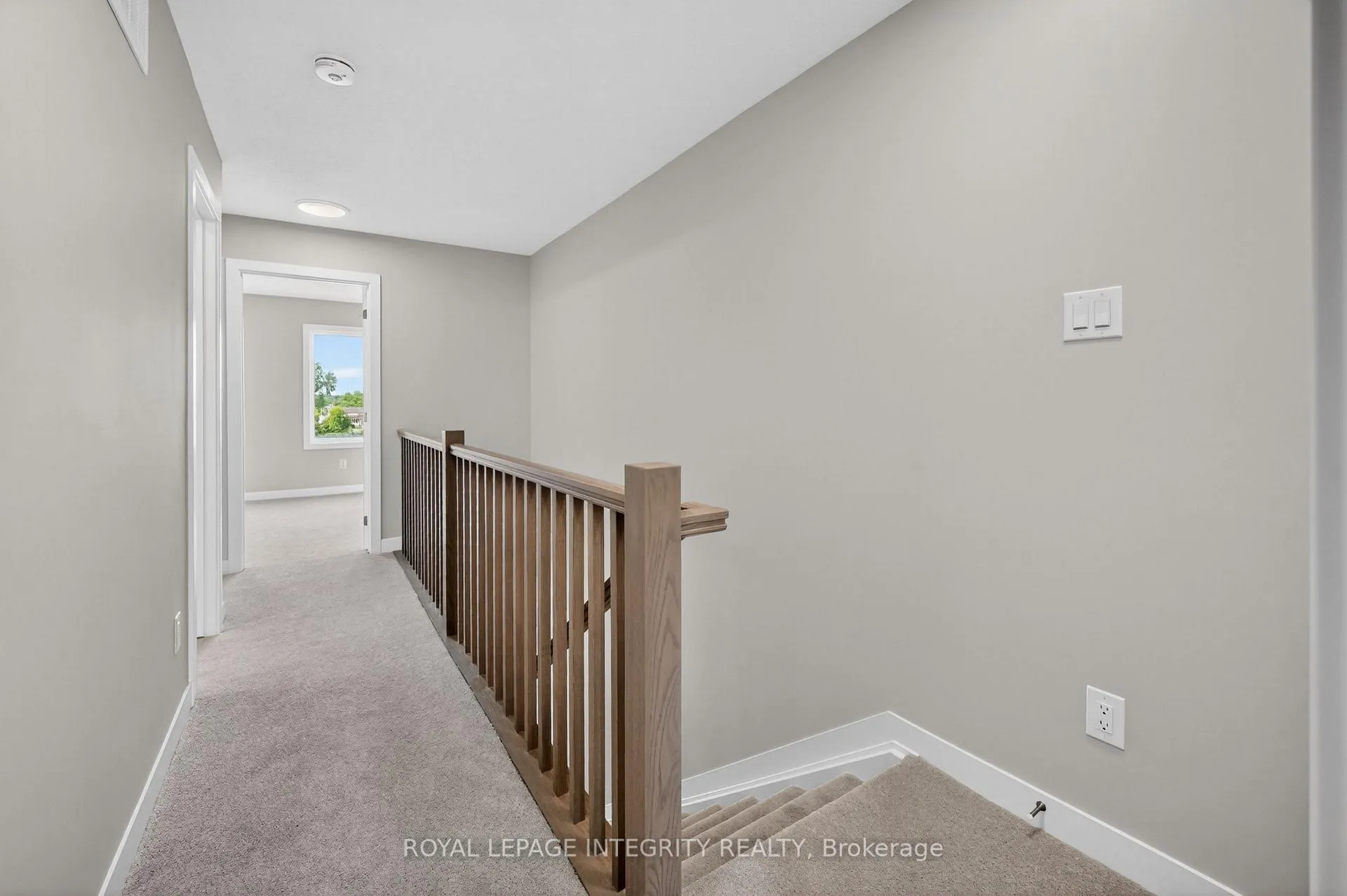 Photo 19 of 247 La Marche Avenue, Ottawa, Chapel Hill South - Orleans Village — HOMEH