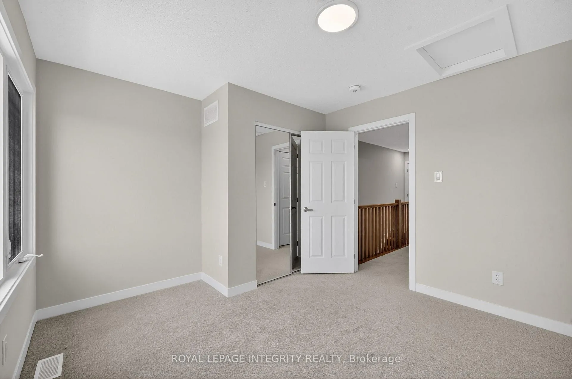 Photo 21 of 247 La Marche Avenue, Ottawa, Chapel Hill South - Orleans Village — HOMEH