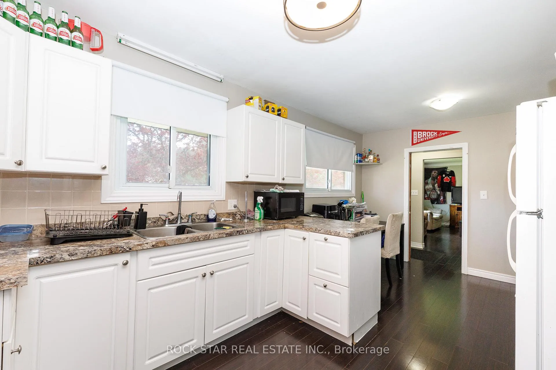 Photo 8 of 25 Warkdale Drive, St. Catharines, Burleigh Hill — HOMEH