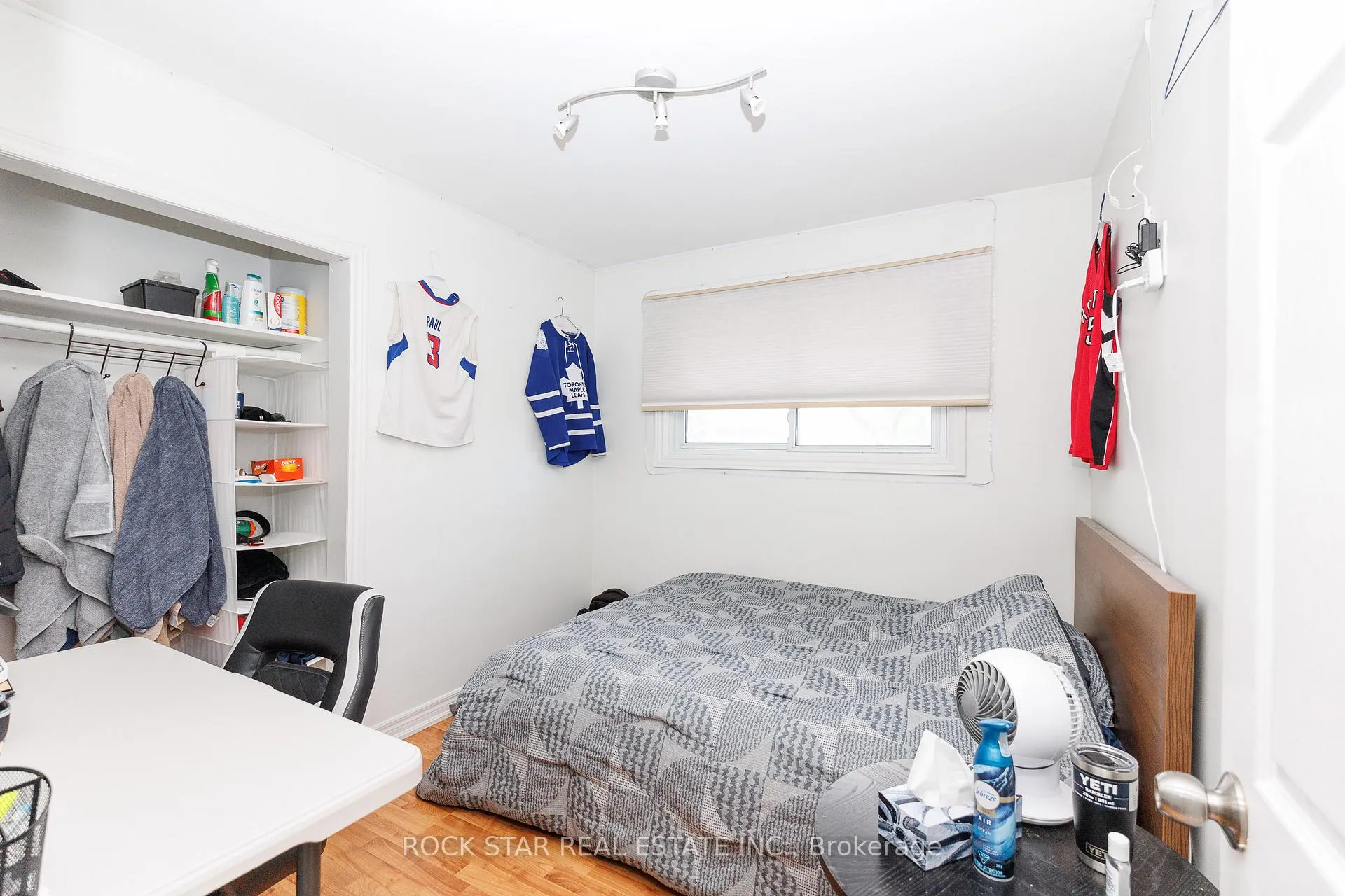Photo 21 of 25 Warkdale Drive, St. Catharines, Burleigh Hill — HOMEH