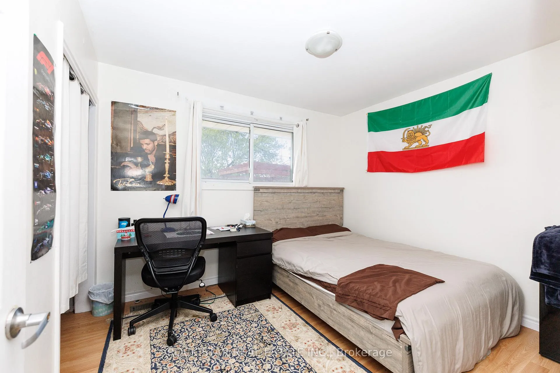Photo 14 of 25 Warkdale Drive, St. Catharines, Burleigh Hill — HOMEH