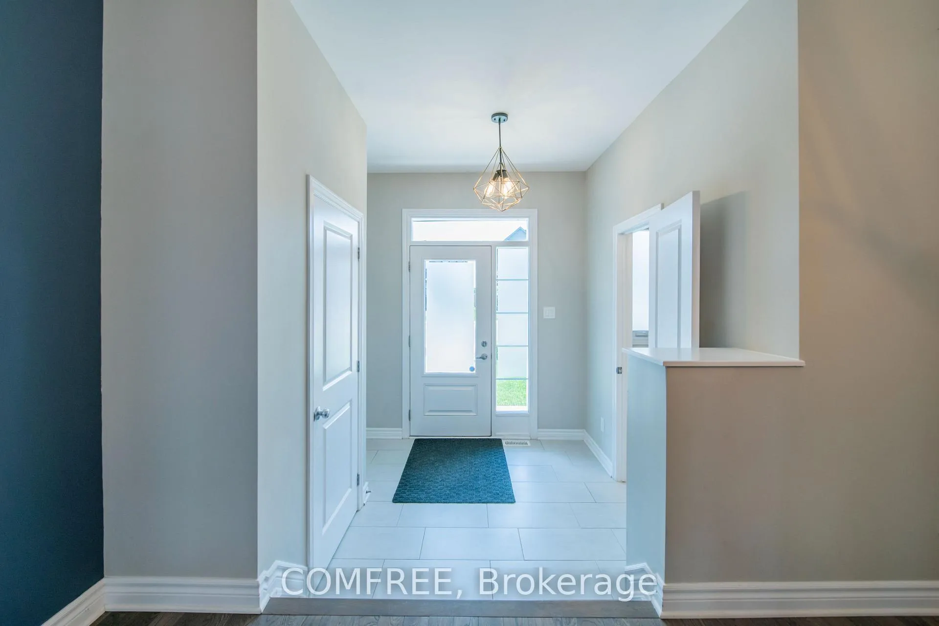Photo 5 of 206 Kimpton Drive, Ottawa, Stittsville (North) — HOMEH