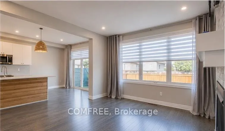 Photo 17 of 206 Kimpton Drive, Ottawa, Stittsville (North) — HOMEH