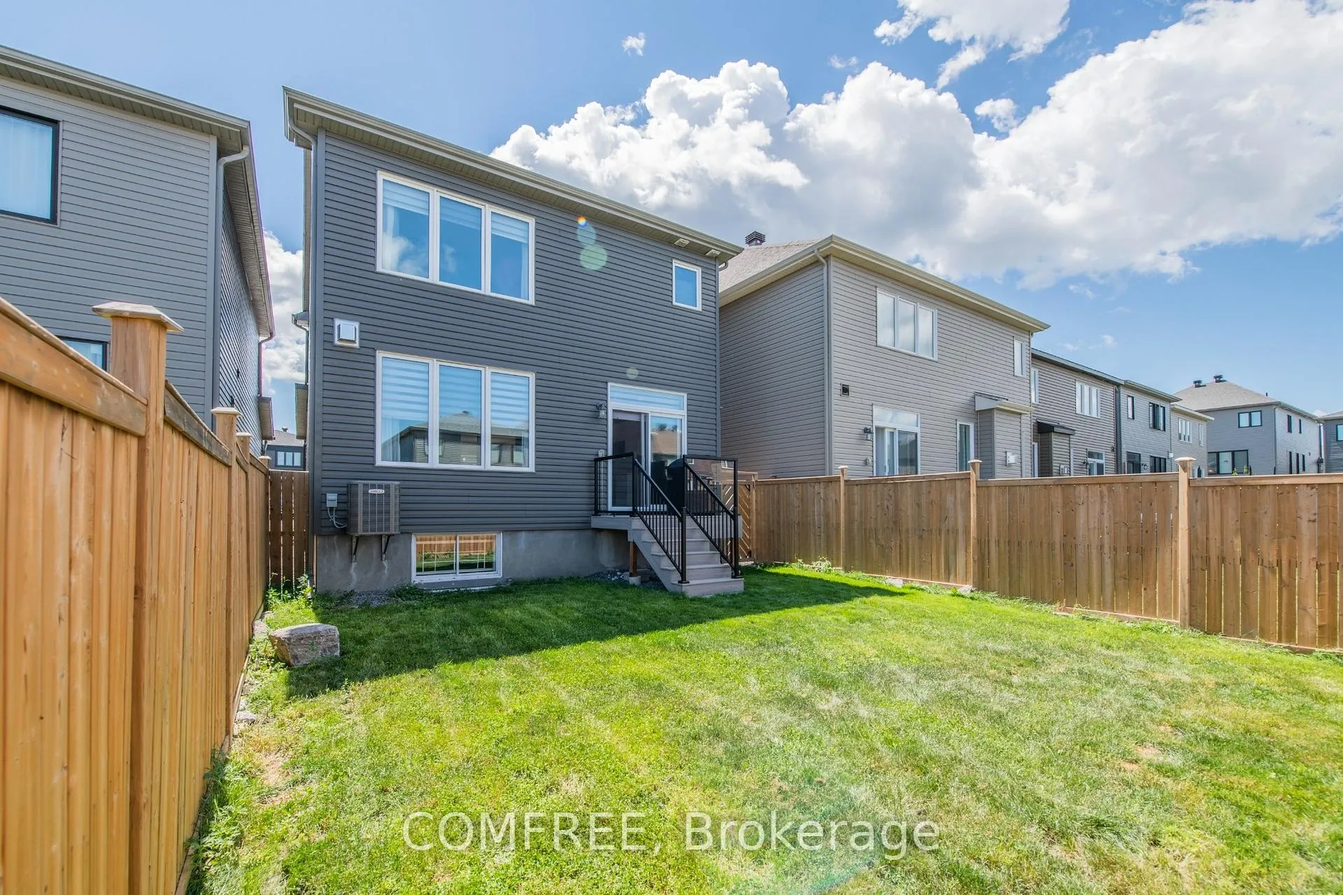 Photo 37 of 206 Kimpton Drive, Ottawa, Stittsville (North) — HOMEH
