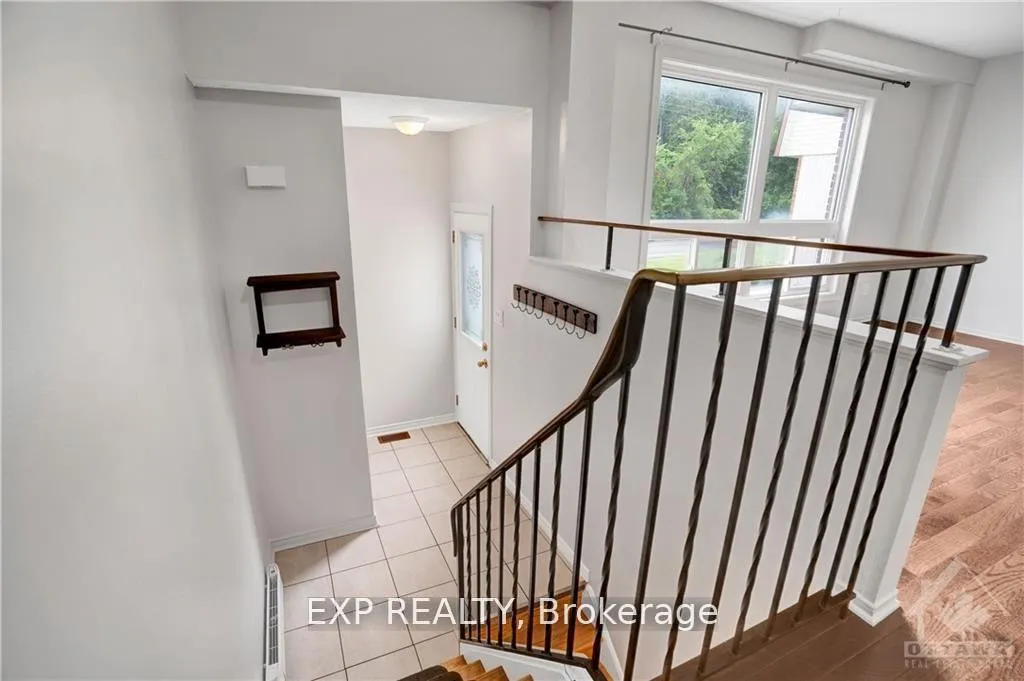 Photo 7 of Unit C, 20 Forester Crescent, Ottawa, Westcliffe Estates — HOMEH