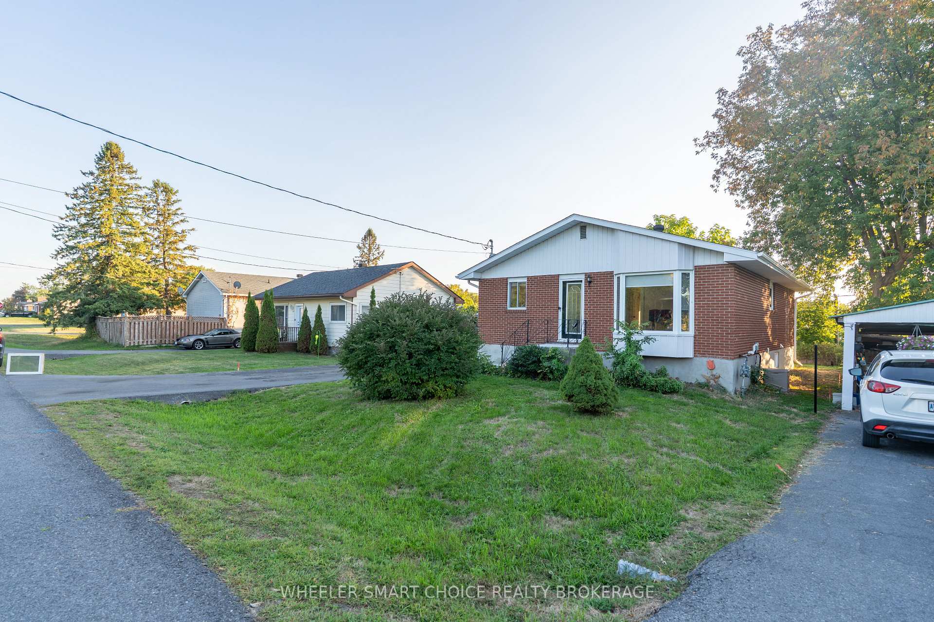 Photo 3 of 3304 Duval Avenue, Cornwall — HOMEH