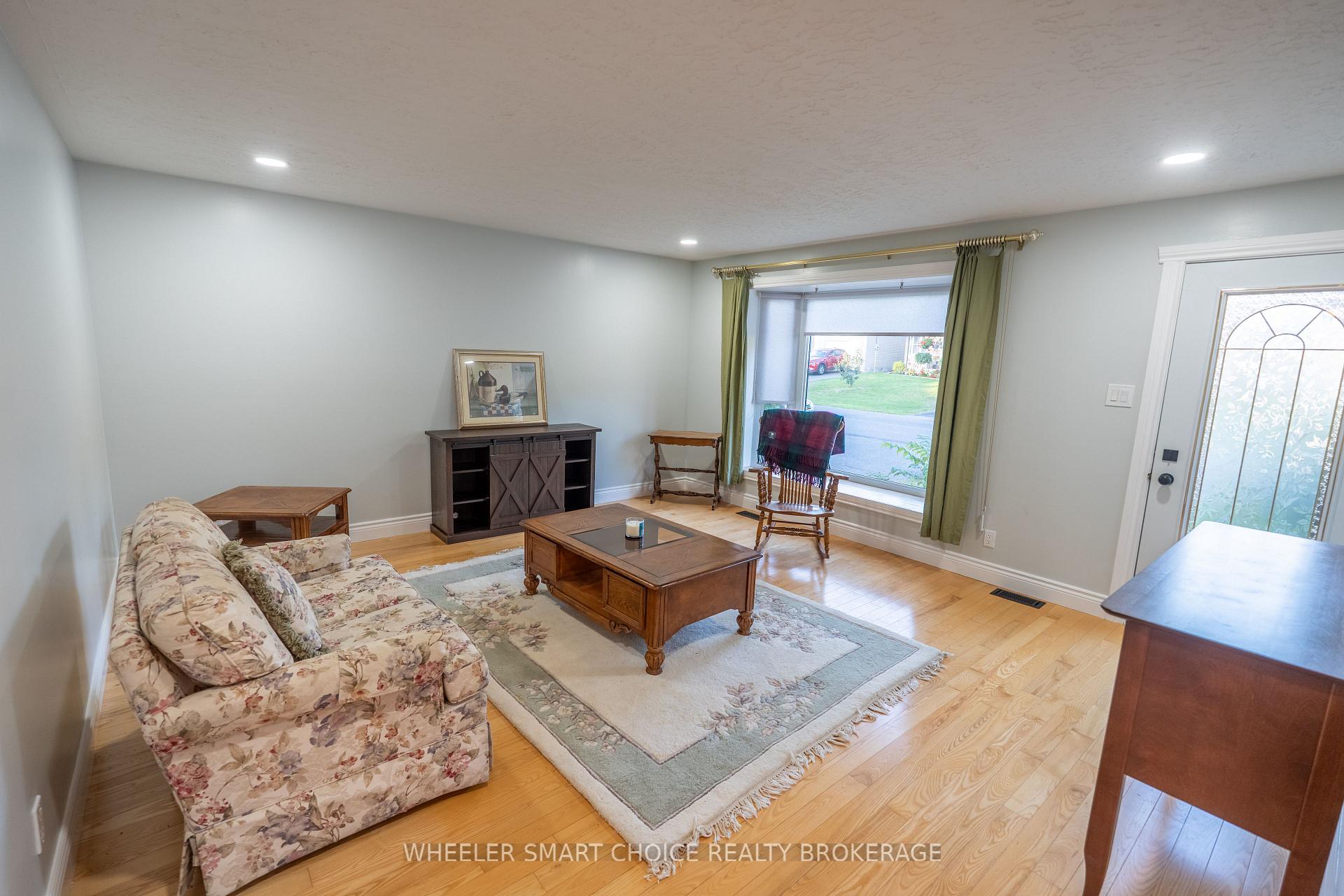 Photo 6 of 3304 Duval Avenue, Cornwall — HOMEH