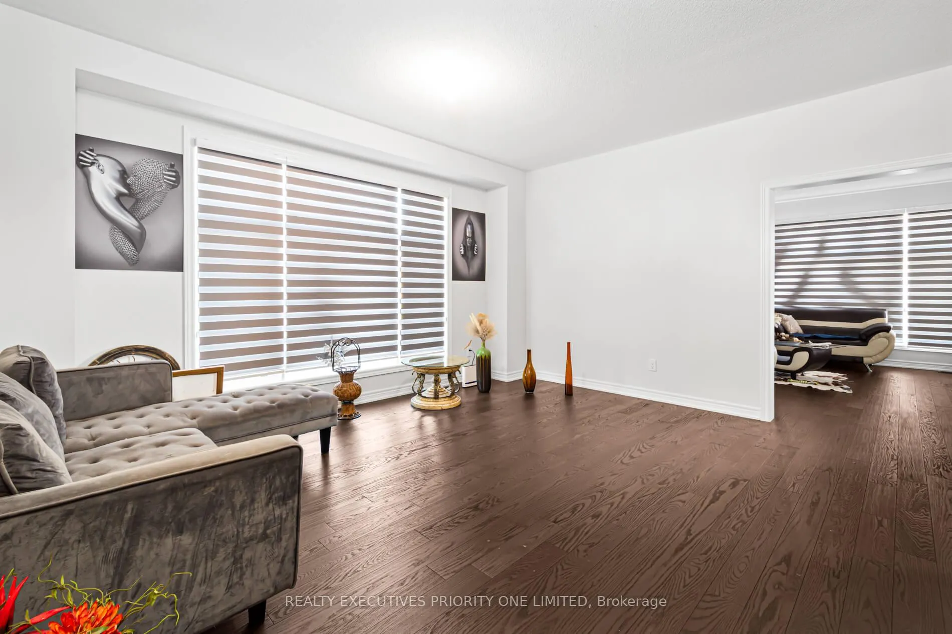 Photo 3 of 30 Sam Battaglia Crescent, Georgina, Sutton & Jackson's Point — HOMEH
