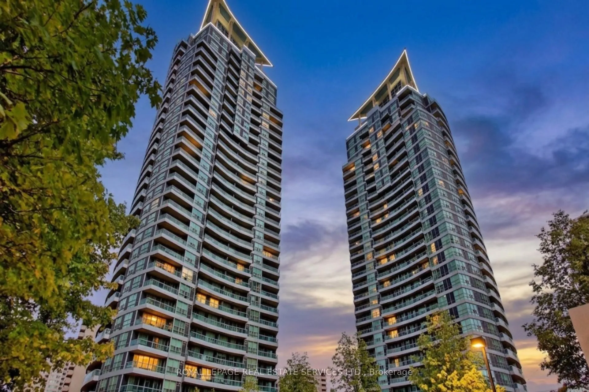 Front of Unit 2505, 1 Elm Drive W