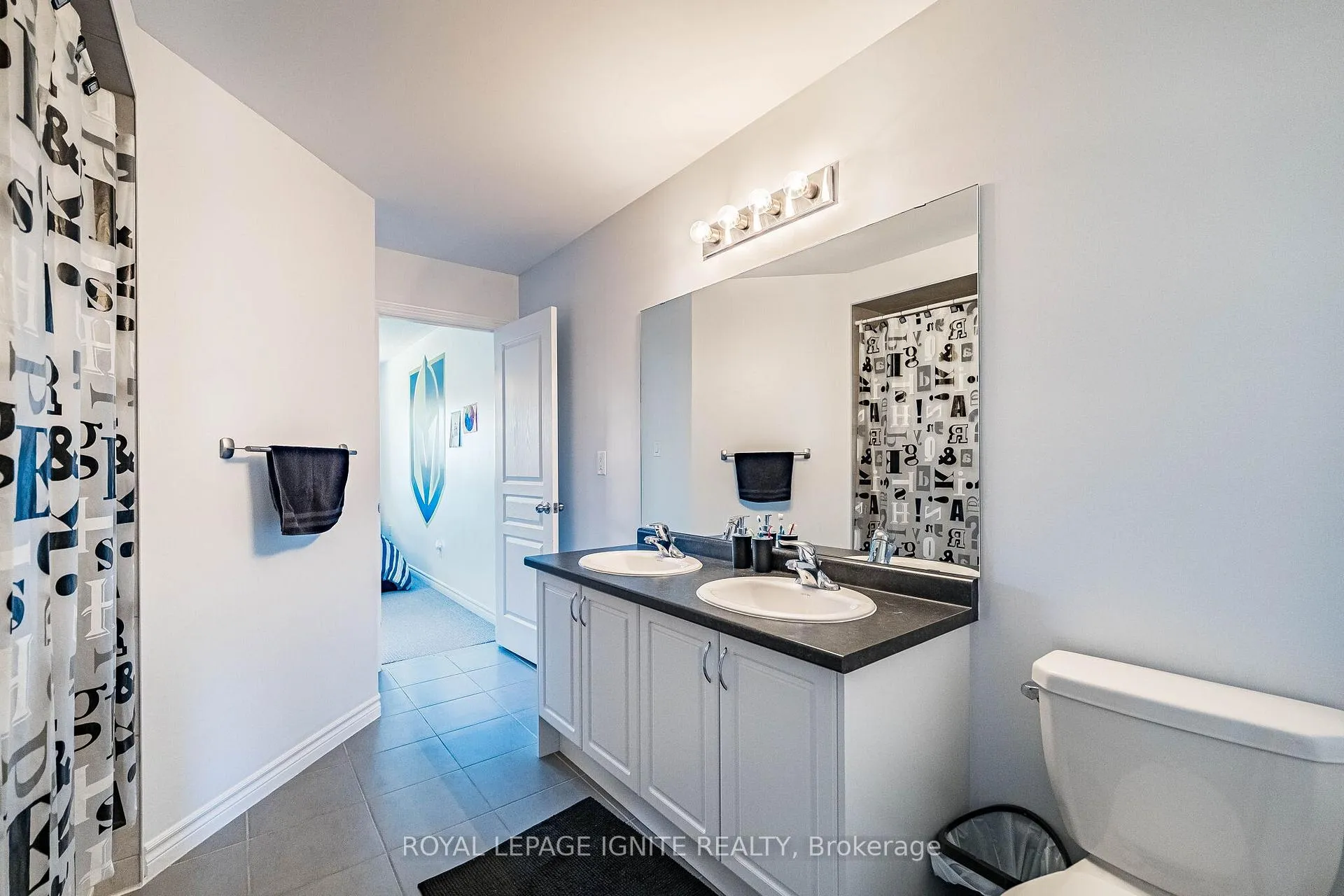 Photo 30 of 18 Monkton Circle, Brampton, Credit Valley — HOMEH
