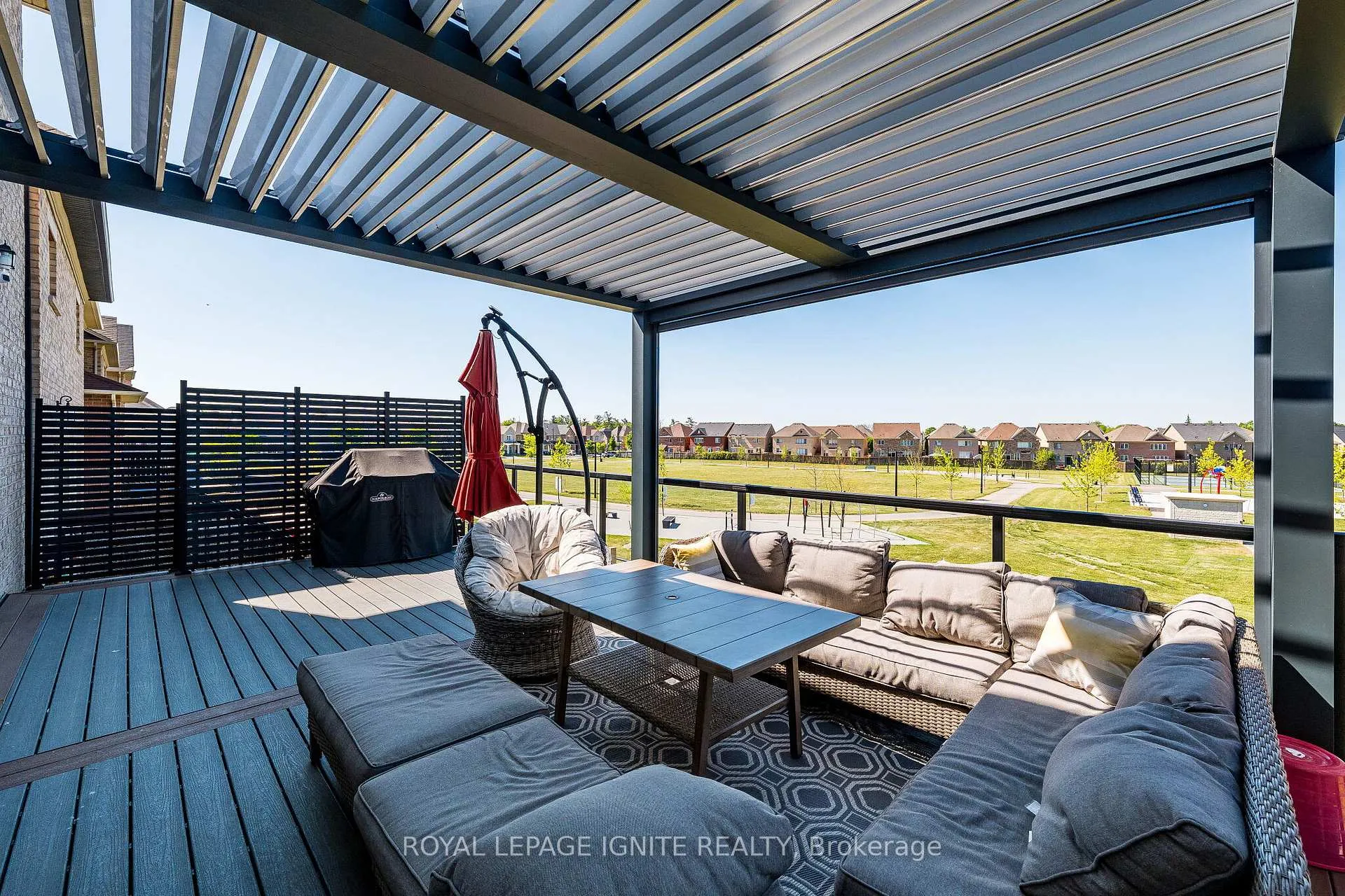 Photo 45 of 18 Monkton Circle, Brampton, Credit Valley — HOMEH