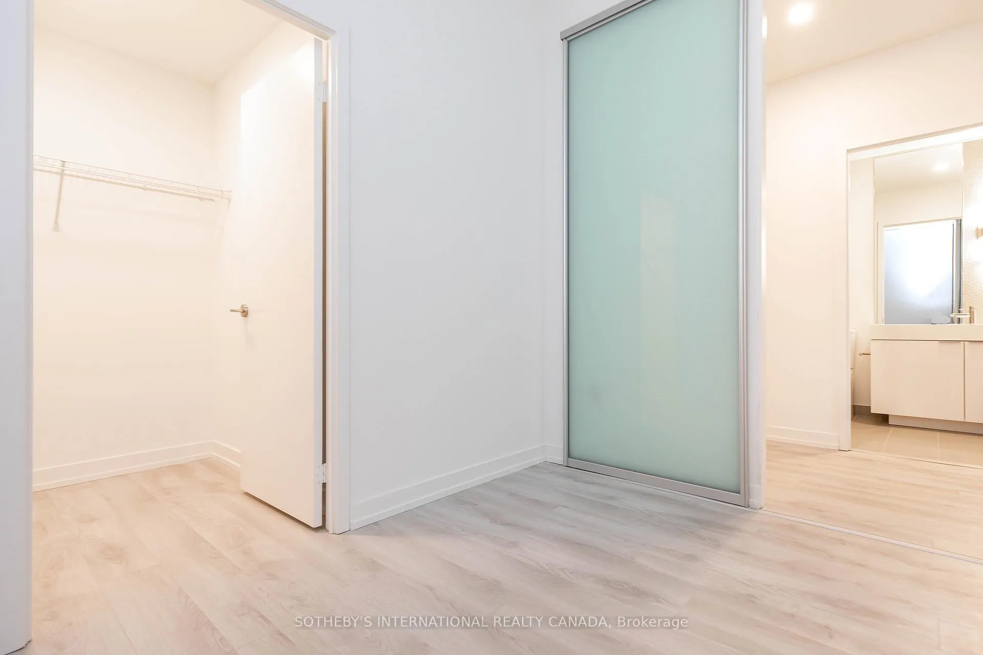 Photo 18 of Unit 403, 33 Helendale Avenue, Toronto, Yonge-Eglinton — HOMEH