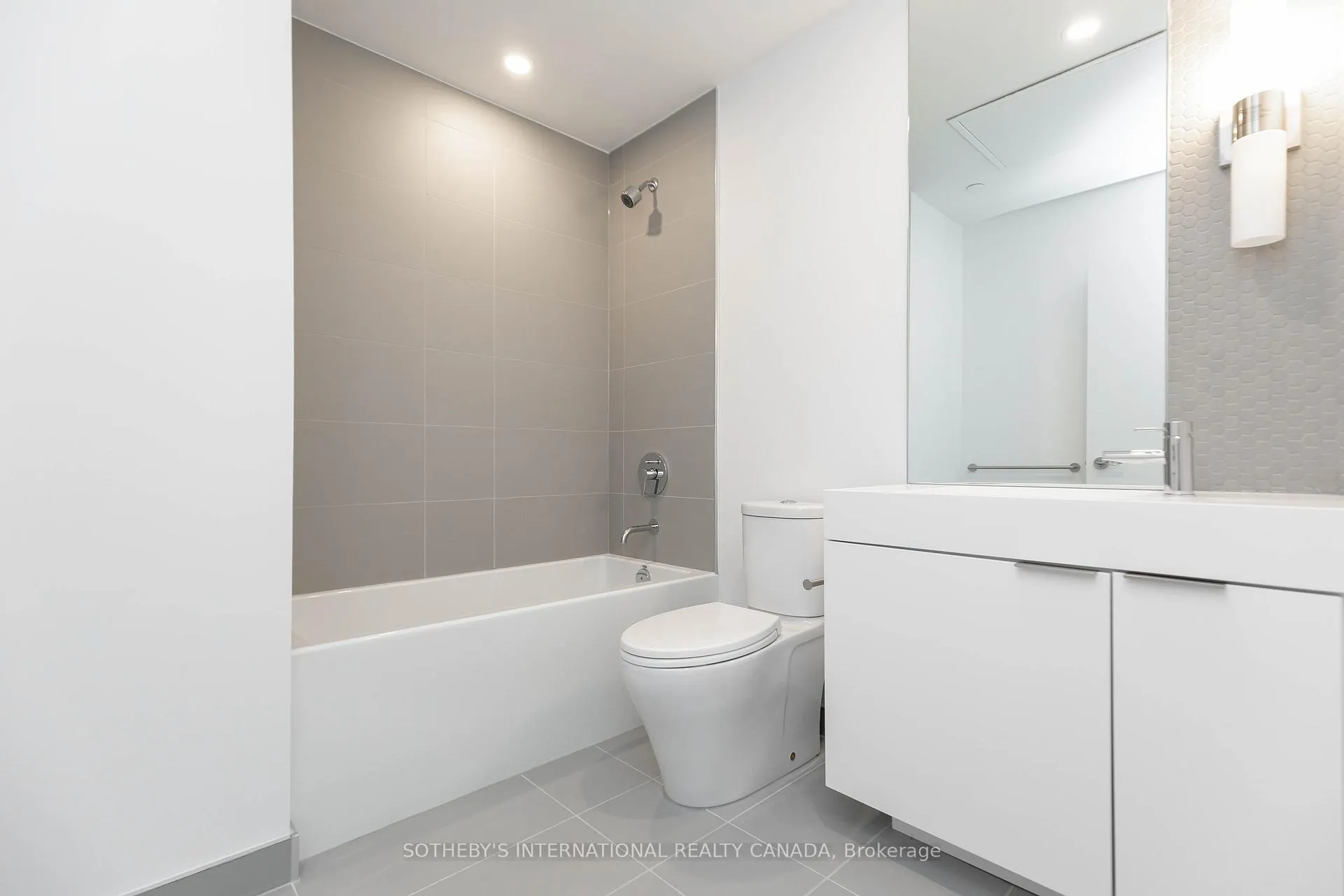 Photo 22 of Unit 403, 33 Helendale Avenue, Toronto, Yonge-Eglinton — HOMEH