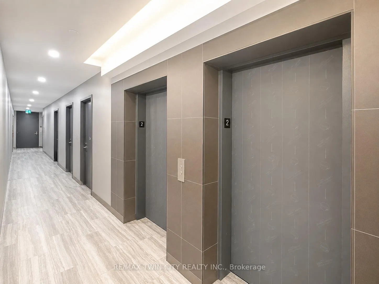 Photo 2 of Unit 209, 1333 Weber Street E, Kitchener — HOMEH