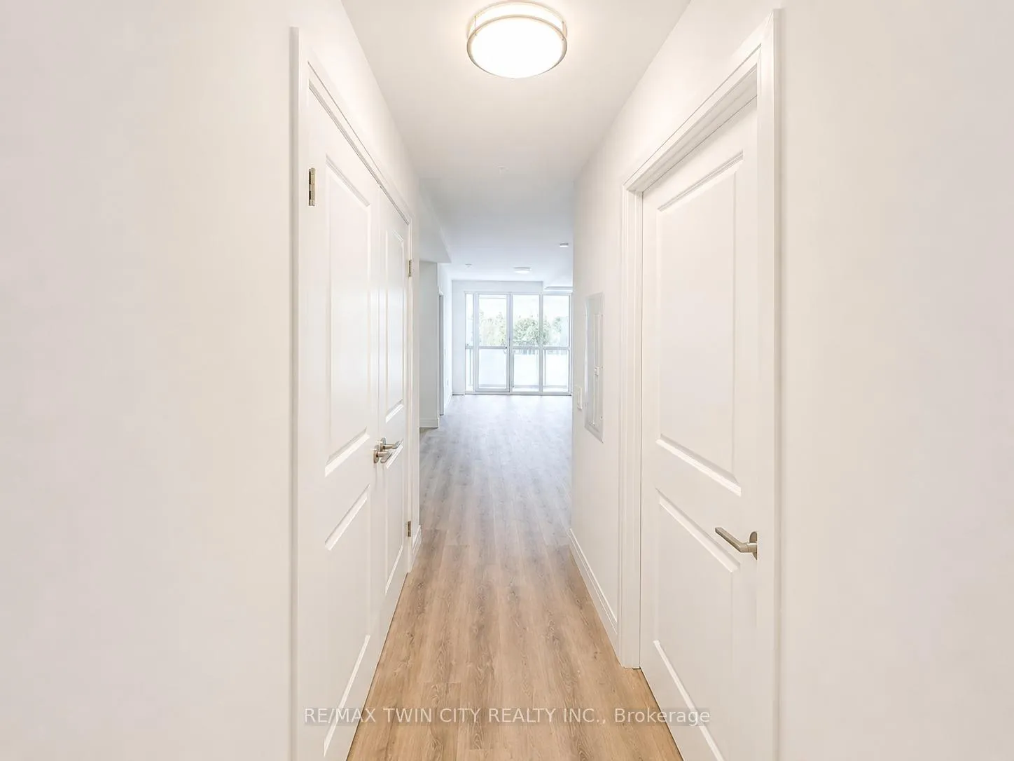 Photo 3 of Unit 209, 1333 Weber Street E, Kitchener — HOMEH