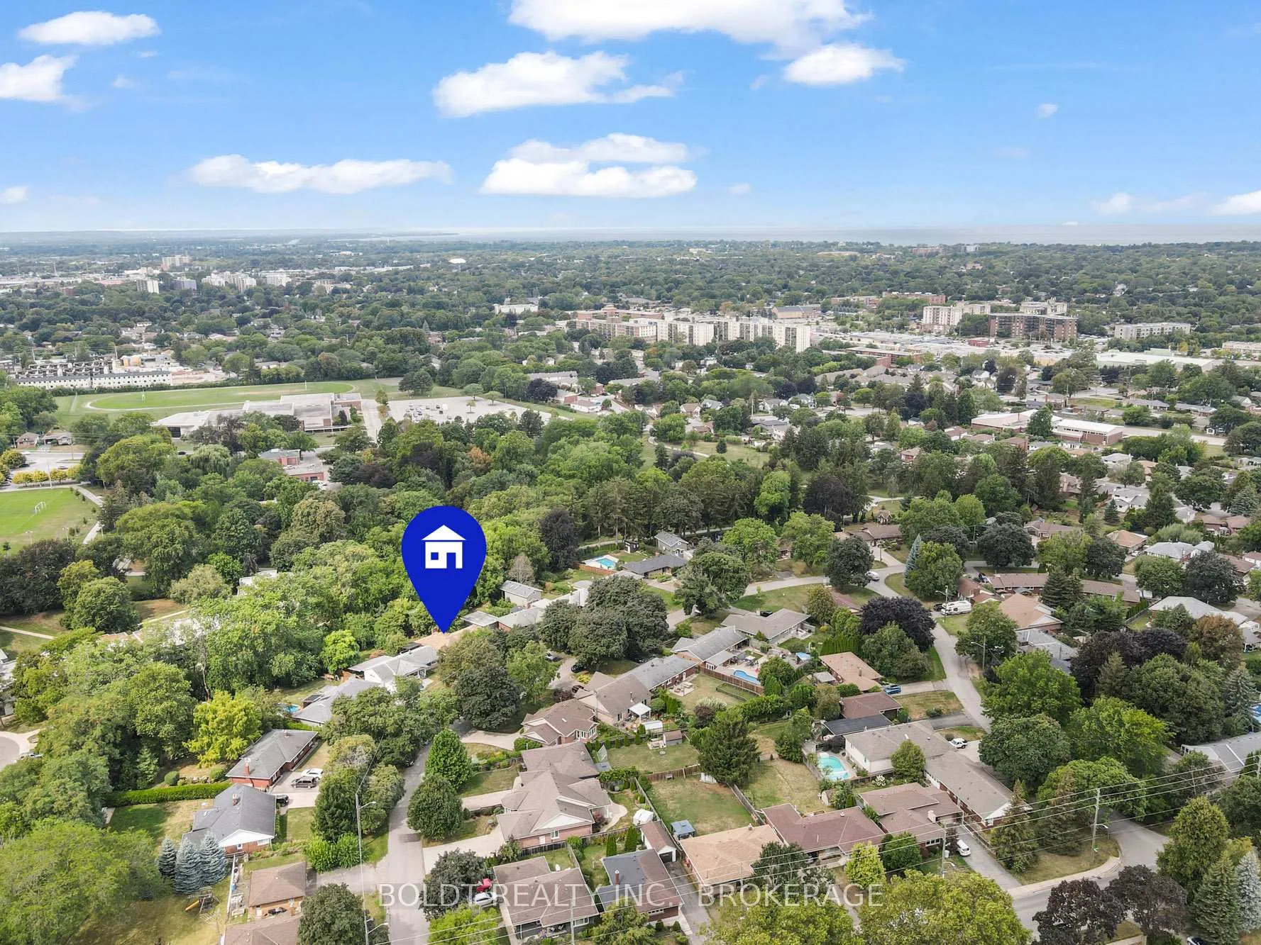 Photo 38 of 38 Kenworth Drive, St. Catharines, Carlton/Bunting — HOMEH