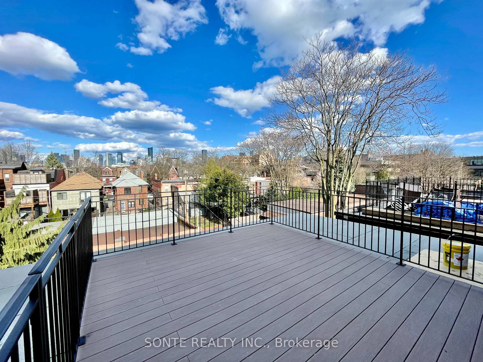Photo 14 of Unit #301, 333 Palmerston Boulevard, Toronto, Palmerston-Little Italy — HOMEH
