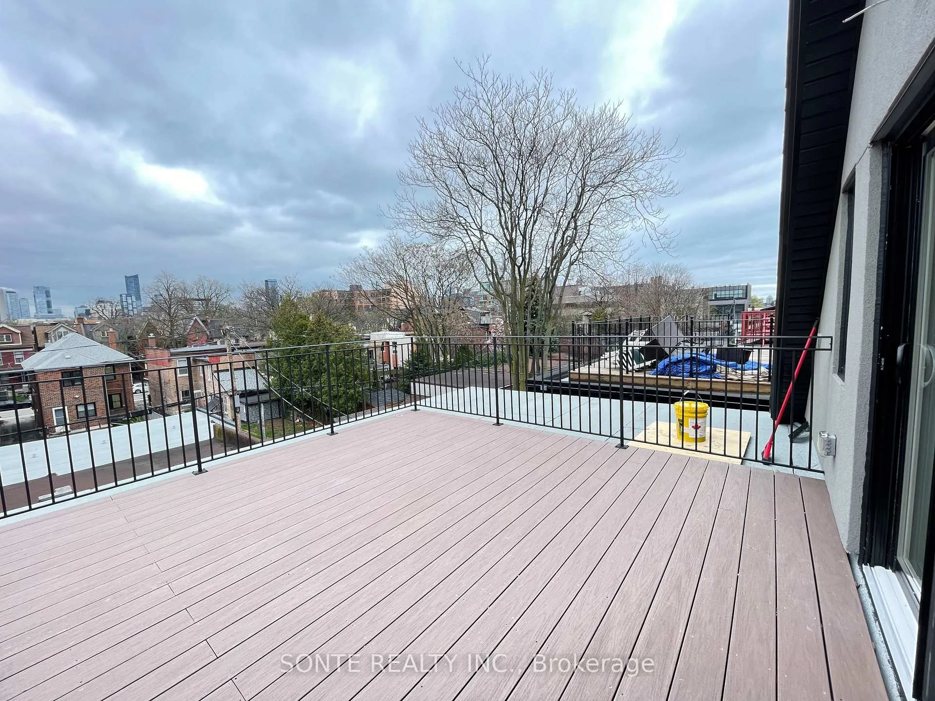 Photo 15 of Unit #301, 333 Palmerston Boulevard, Toronto, Palmerston-Little Italy — HOMEH