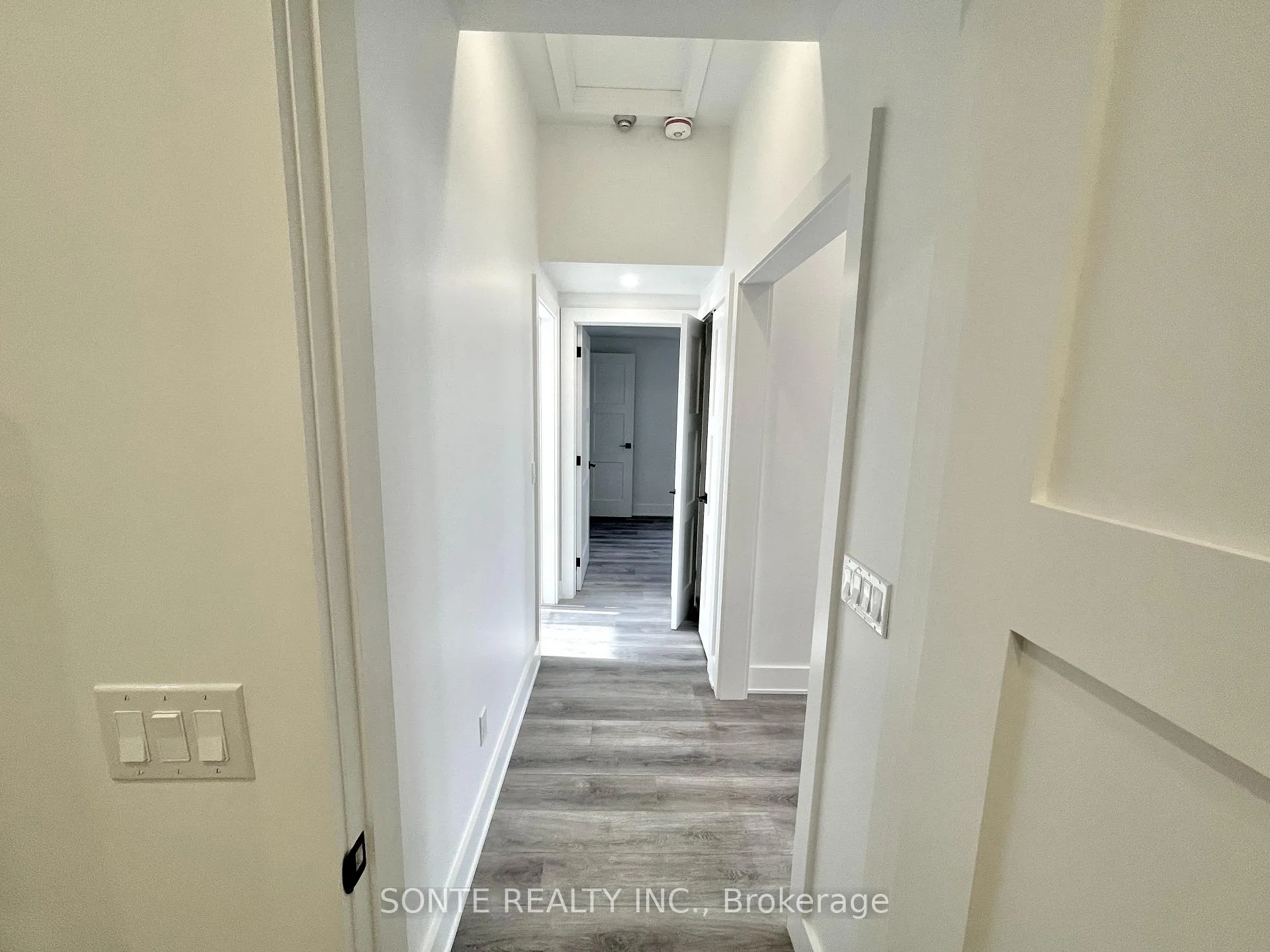 Photo 18 of Unit #301, 333 Palmerston Boulevard, Toronto, Palmerston-Little Italy — HOMEH
