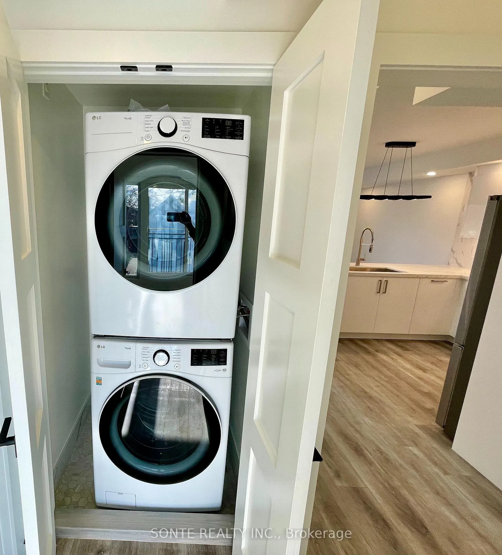 Photo 19 of Unit #301, 333 Palmerston Boulevard, Toronto, Palmerston-Little Italy — HOMEH