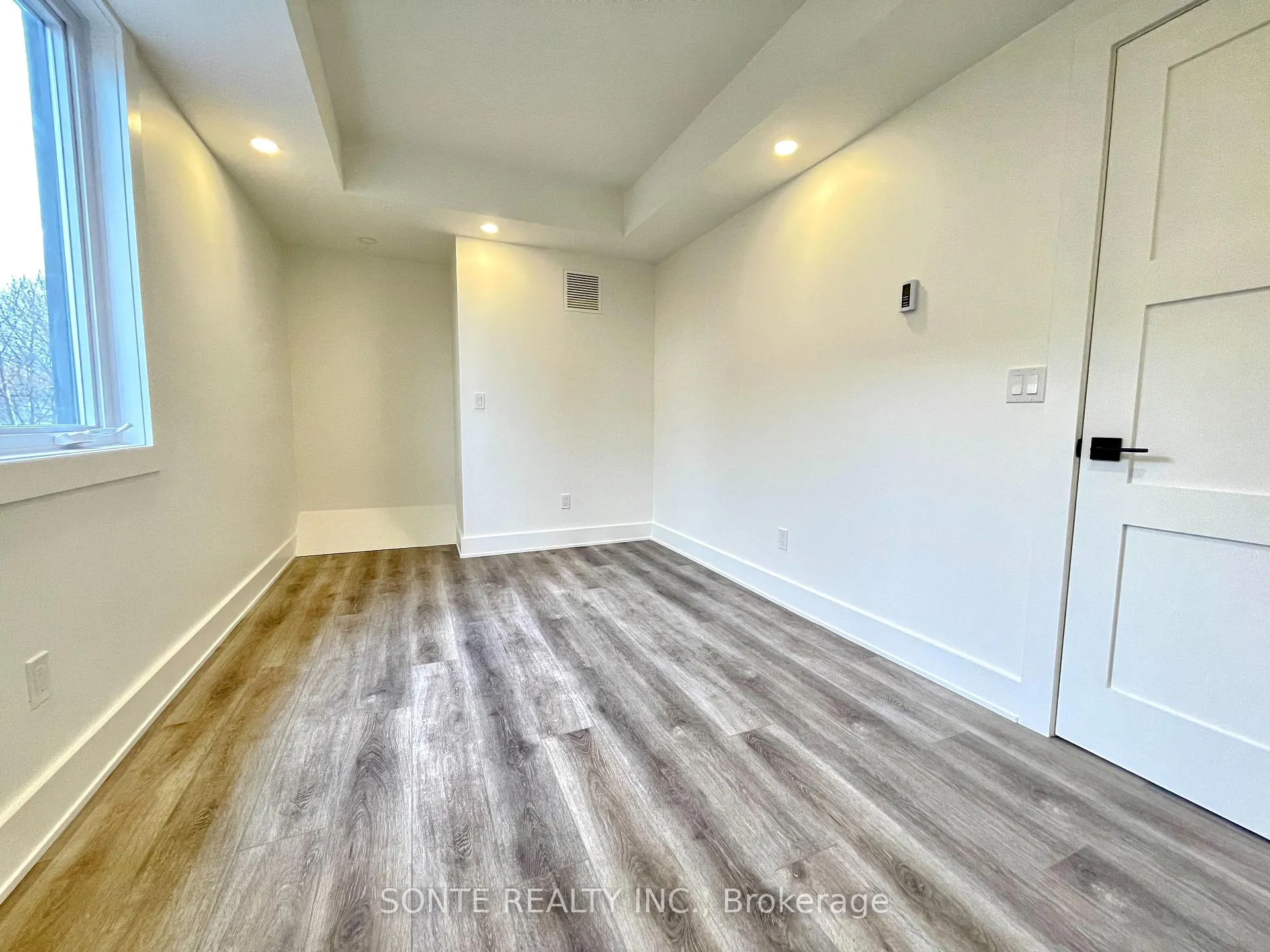 Photo 30 of Unit #301, 333 Palmerston Boulevard, Toronto, Palmerston-Little Italy — HOMEH
