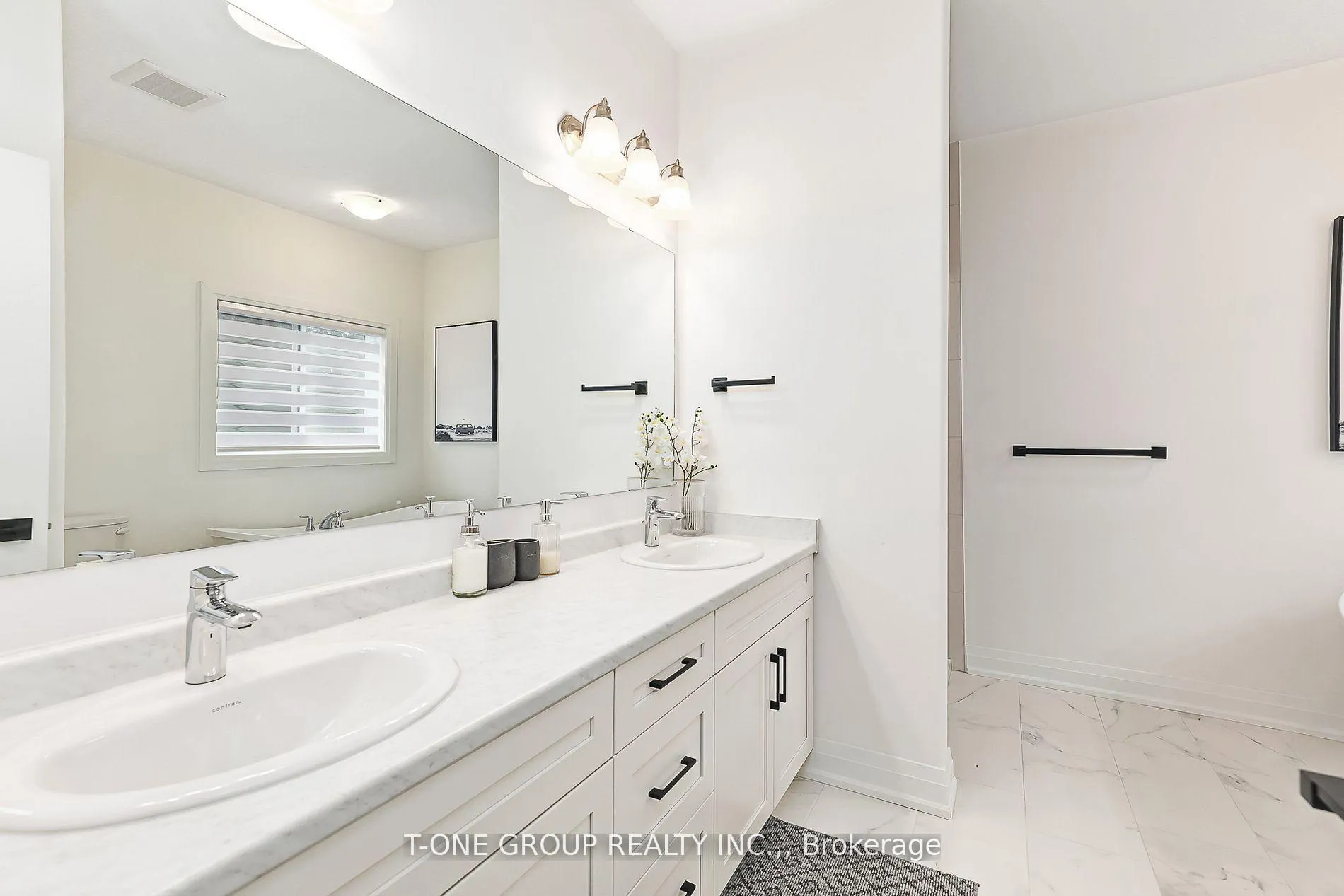 Photo 15 of 59 Maidens Crescent, Collingwood — HOMEH