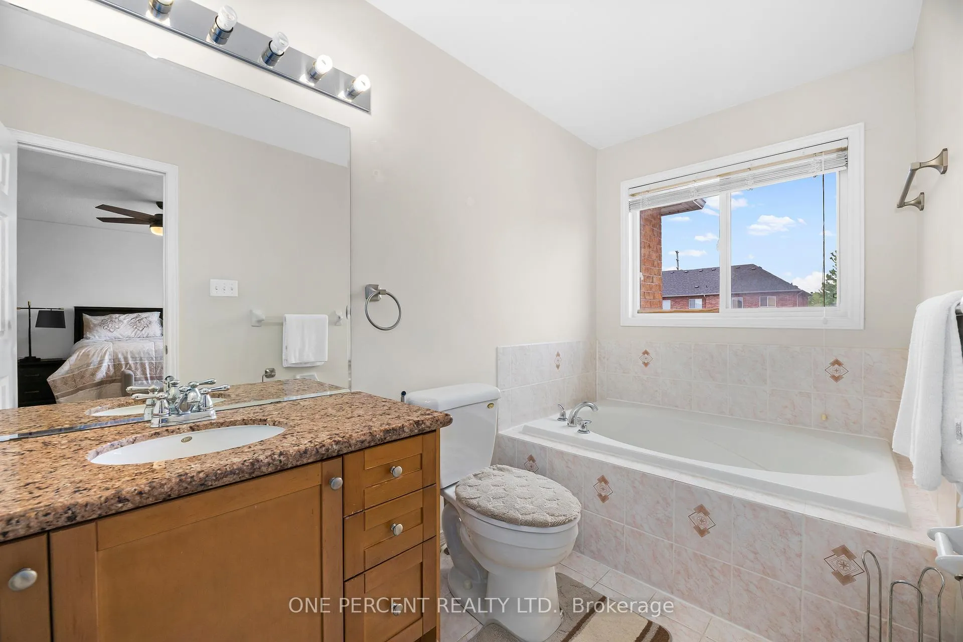 Photo 27 of 73 Andriana Crescent, Markham, Box Grove — HOMEH