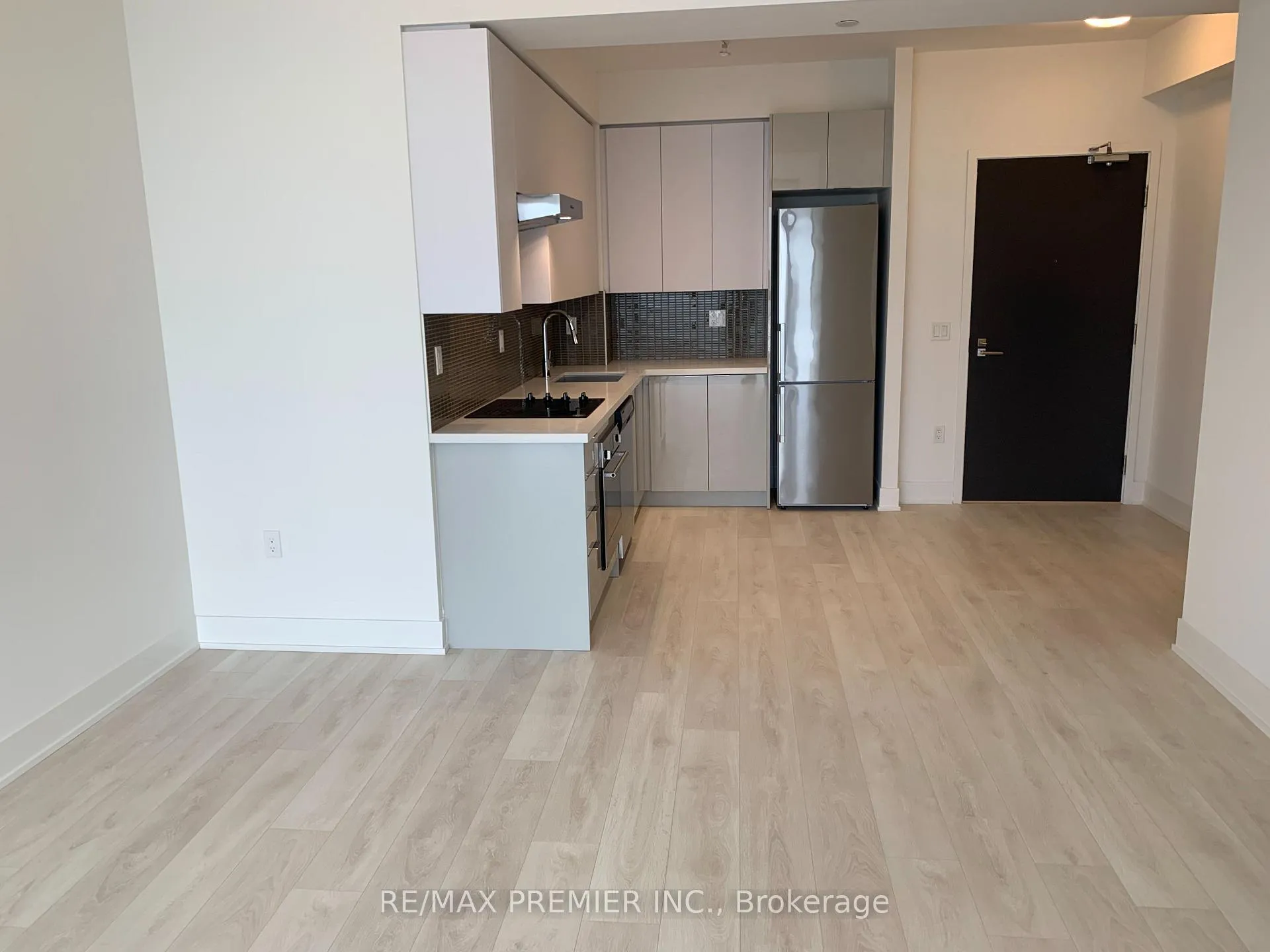 Photo 4 of Unit 3201, 2908 Highway 7, Vaughan, Concord — HOMEH