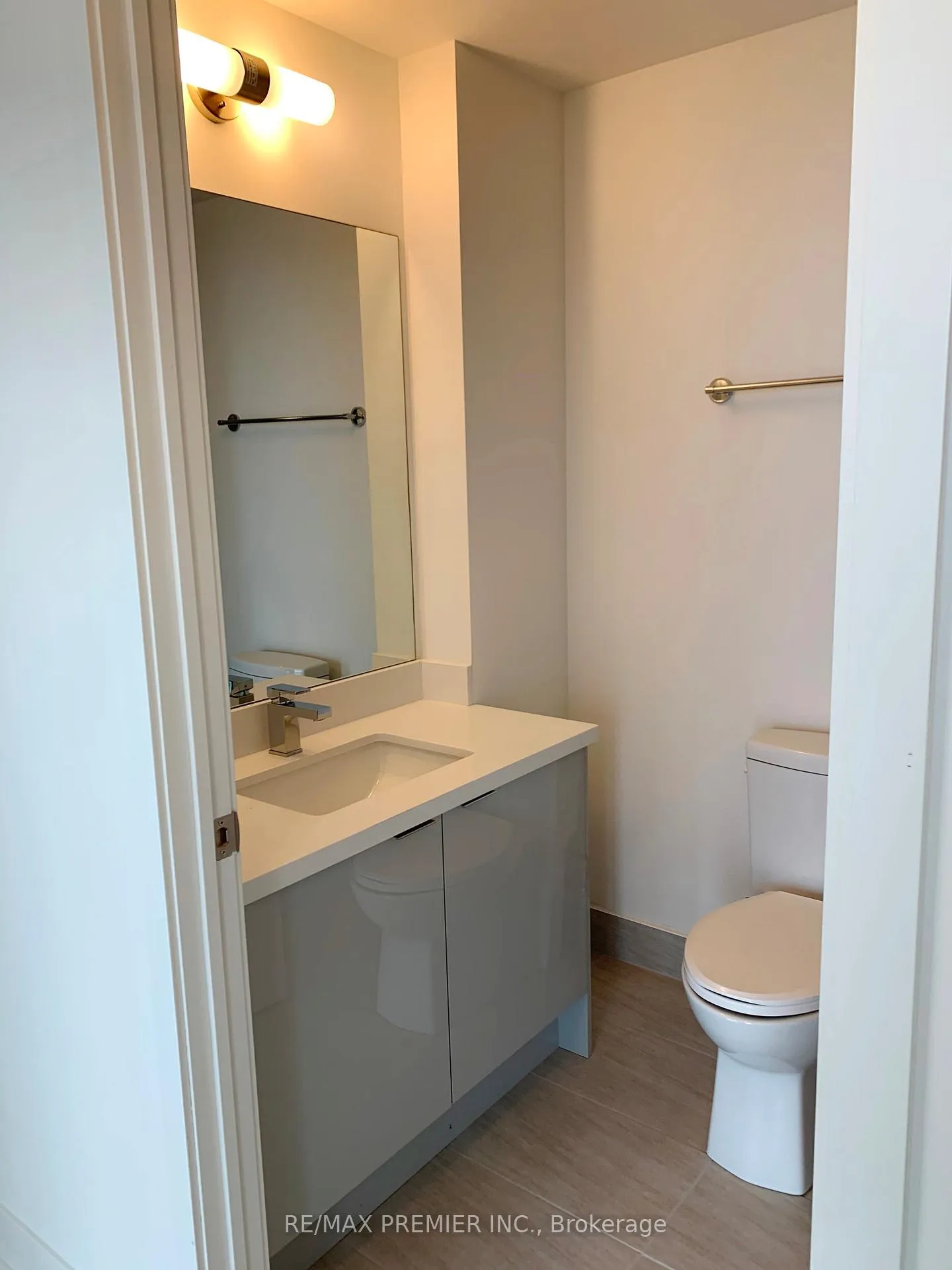 Photo 6 of Unit 3201, 2908 Highway 7, Vaughan, Concord — HOMEH
