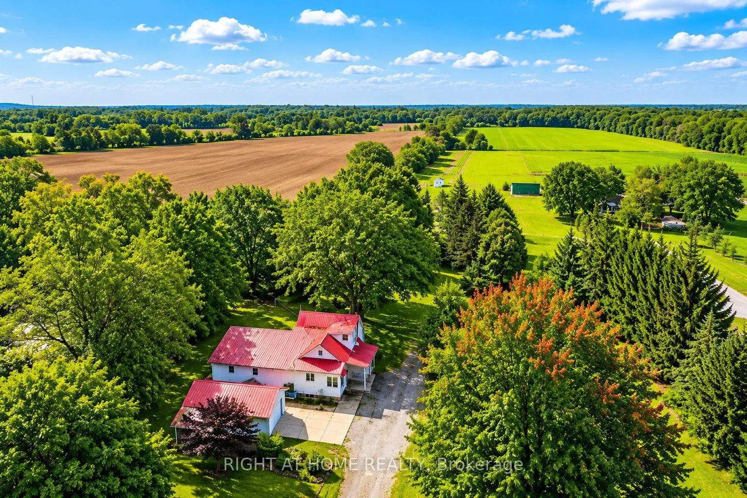 Photo 2 of 1705 2nd Concession Road W, Hamilton, Rural Flamborough — HOMEH