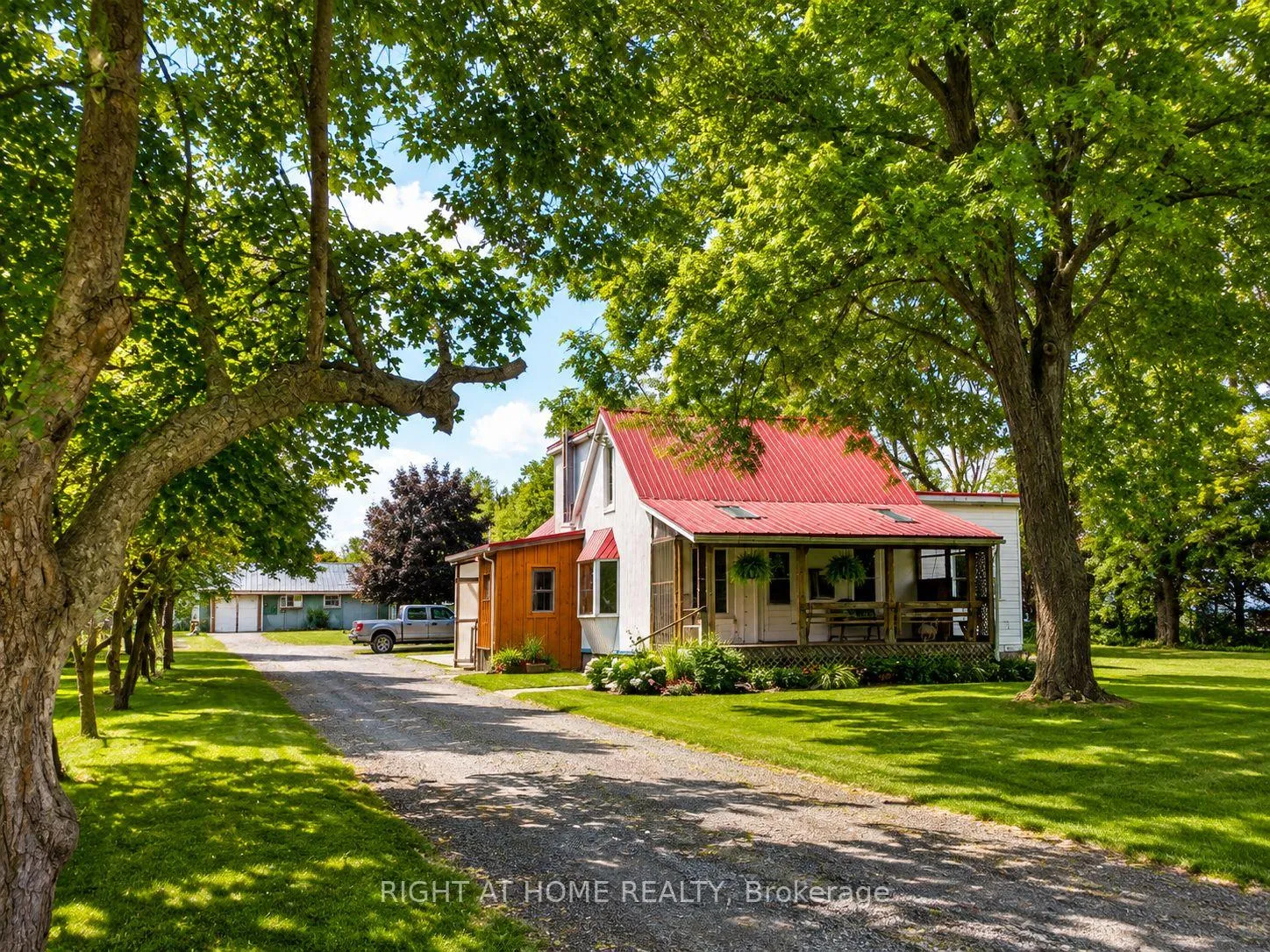 Photo 16 of 1705 2nd Concession Road W, Hamilton, Rural Flamborough — HOMEH