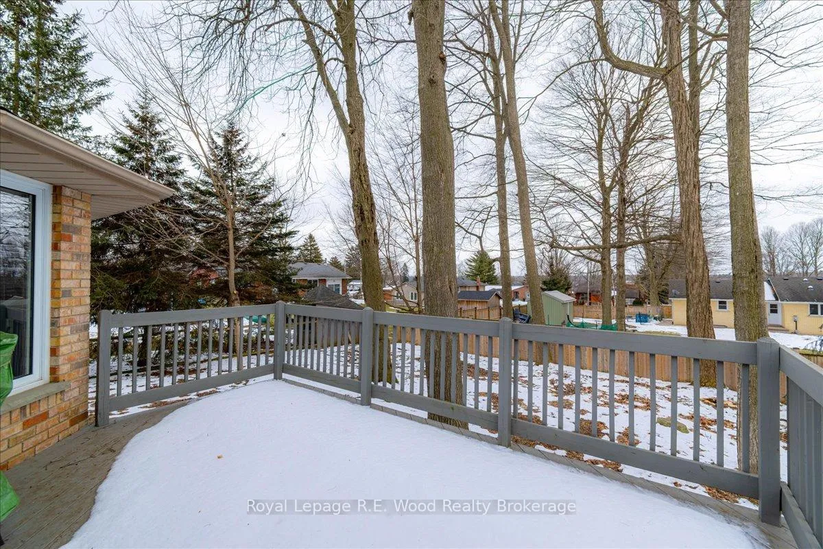 Photo 8 of 27 Woodside Drive, Tillsonburg — HOMEH