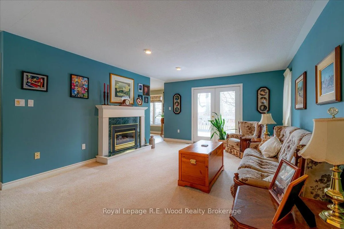 Photo 13 of 27 Woodside Drive, Tillsonburg — HOMEH