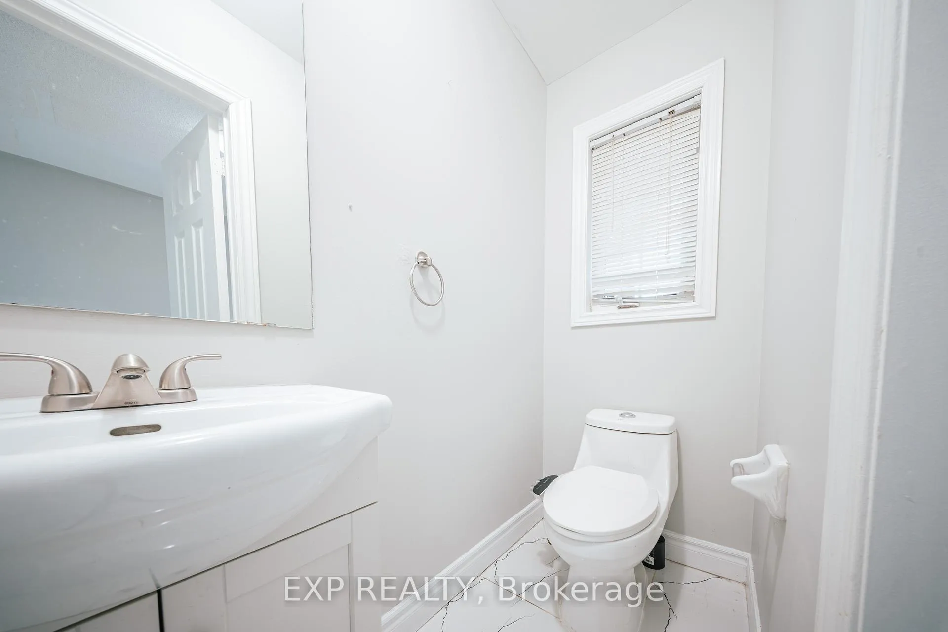 Photo 25 of 3 Deforest Drive, Brampton, Fletcher's Meadow — HOMEH